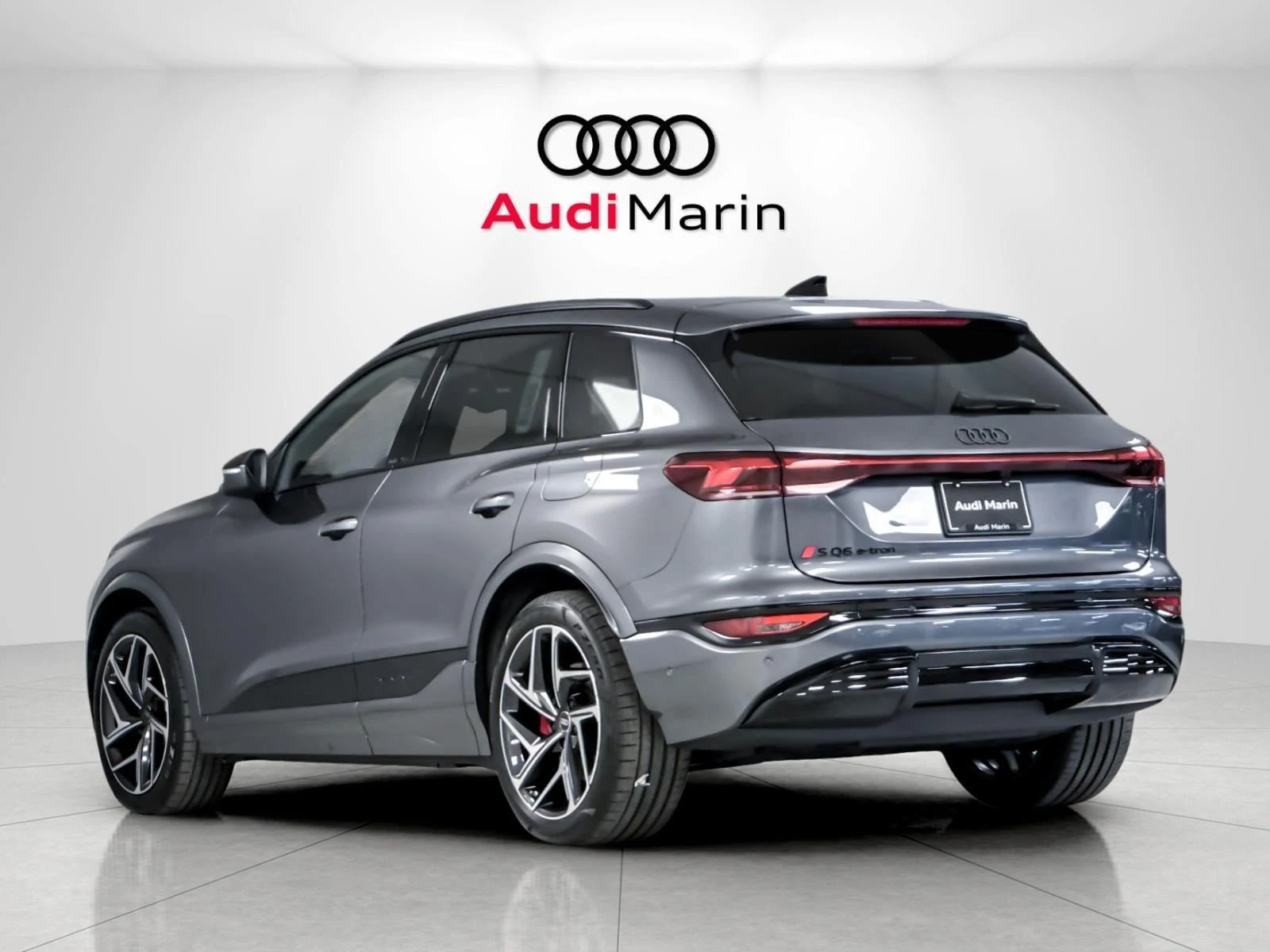 2027 Audi SQ6 e-tron Premium Plus, 3/20