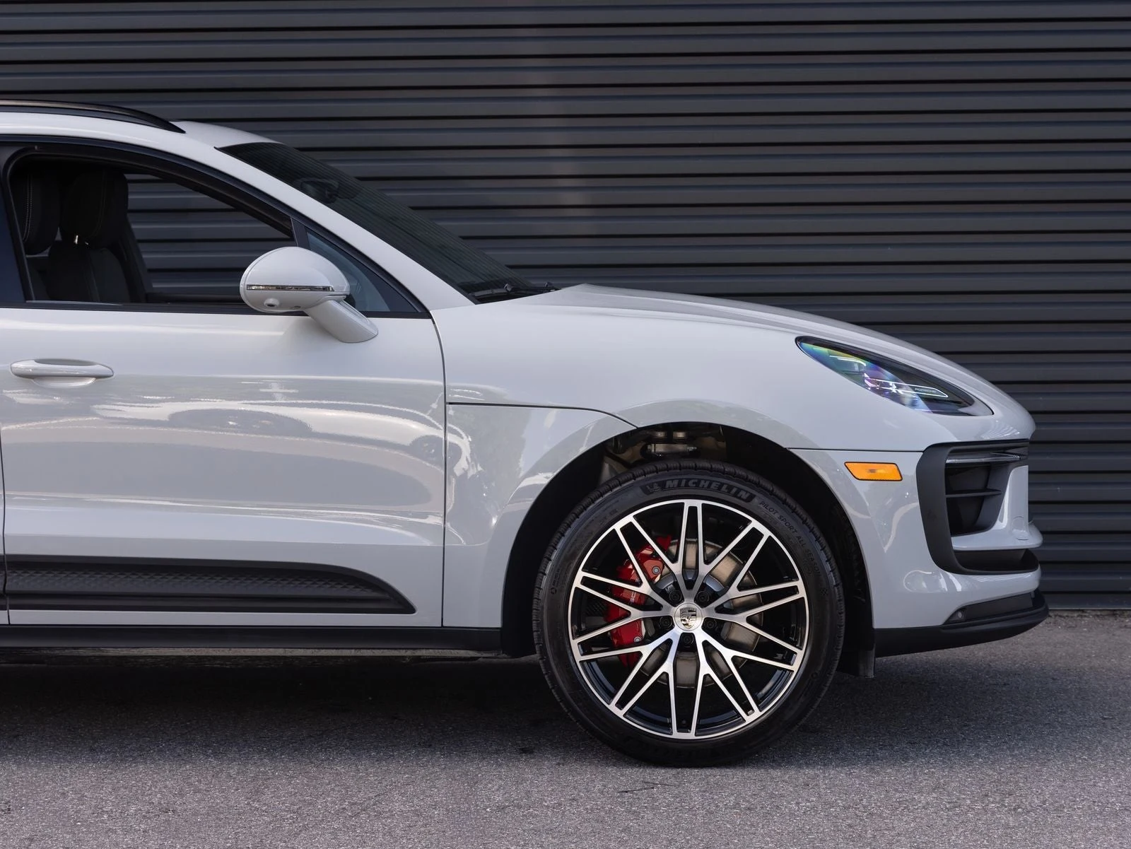 2026 Porsche Macan S (95B), 9/20