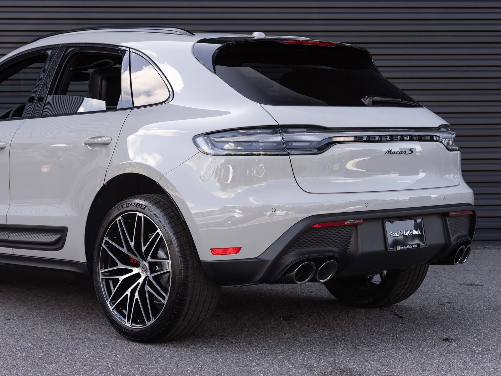 2026 Porsche Macan S (95B), 11/20