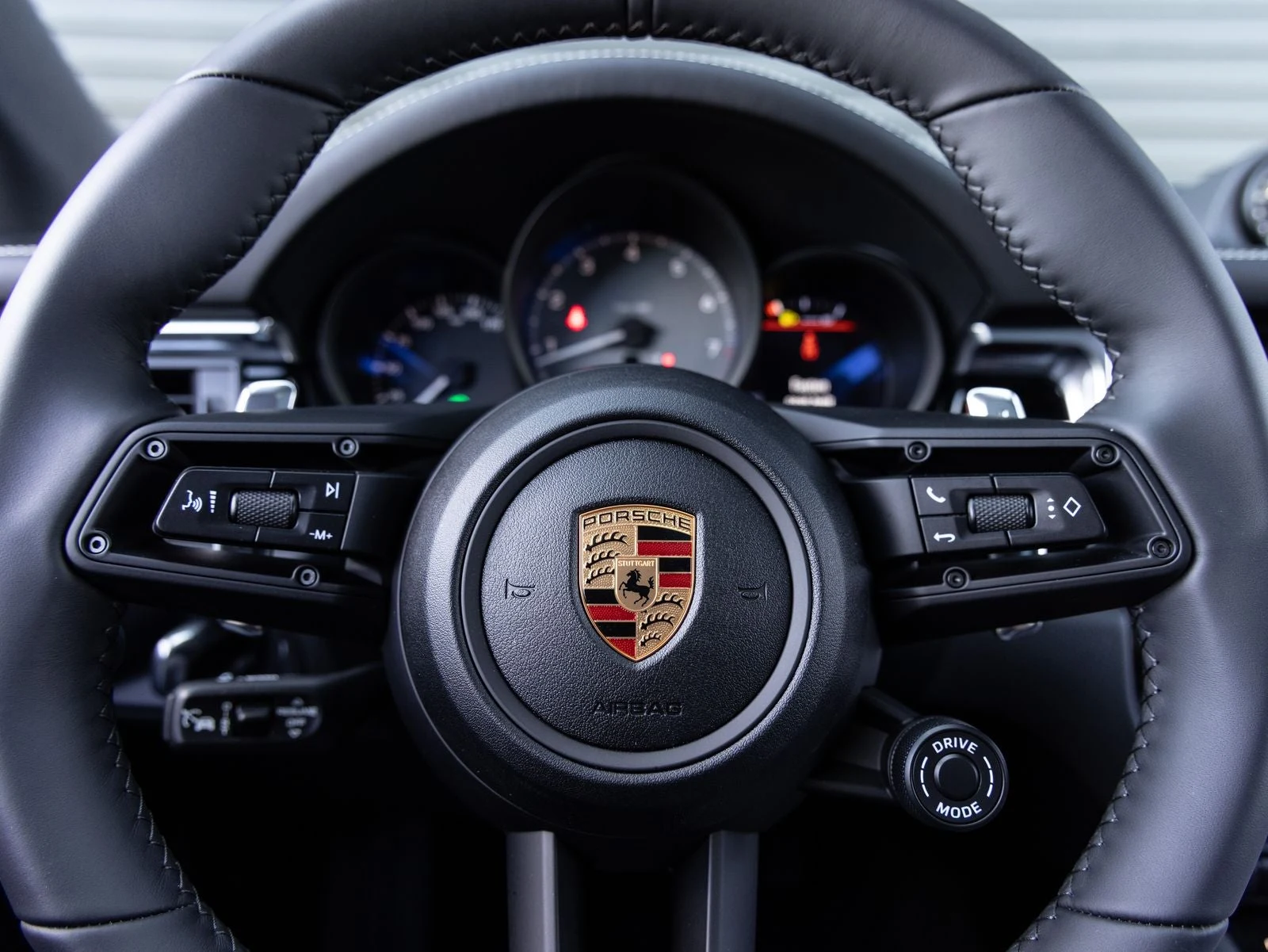 2026 Porsche Macan S (95B), 14/20