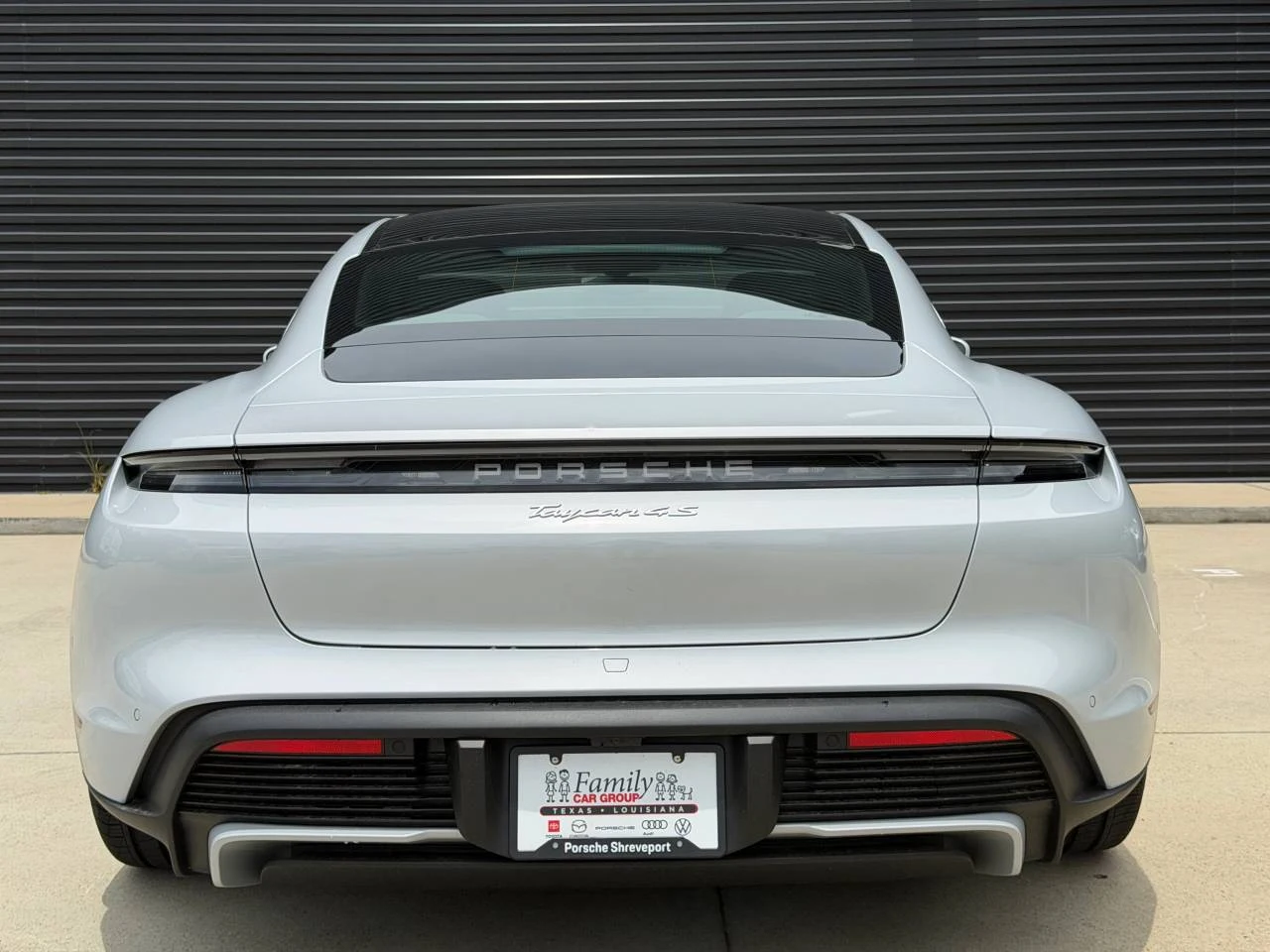 2026 Porsche Taycan 4S (2025 Update), 4/10