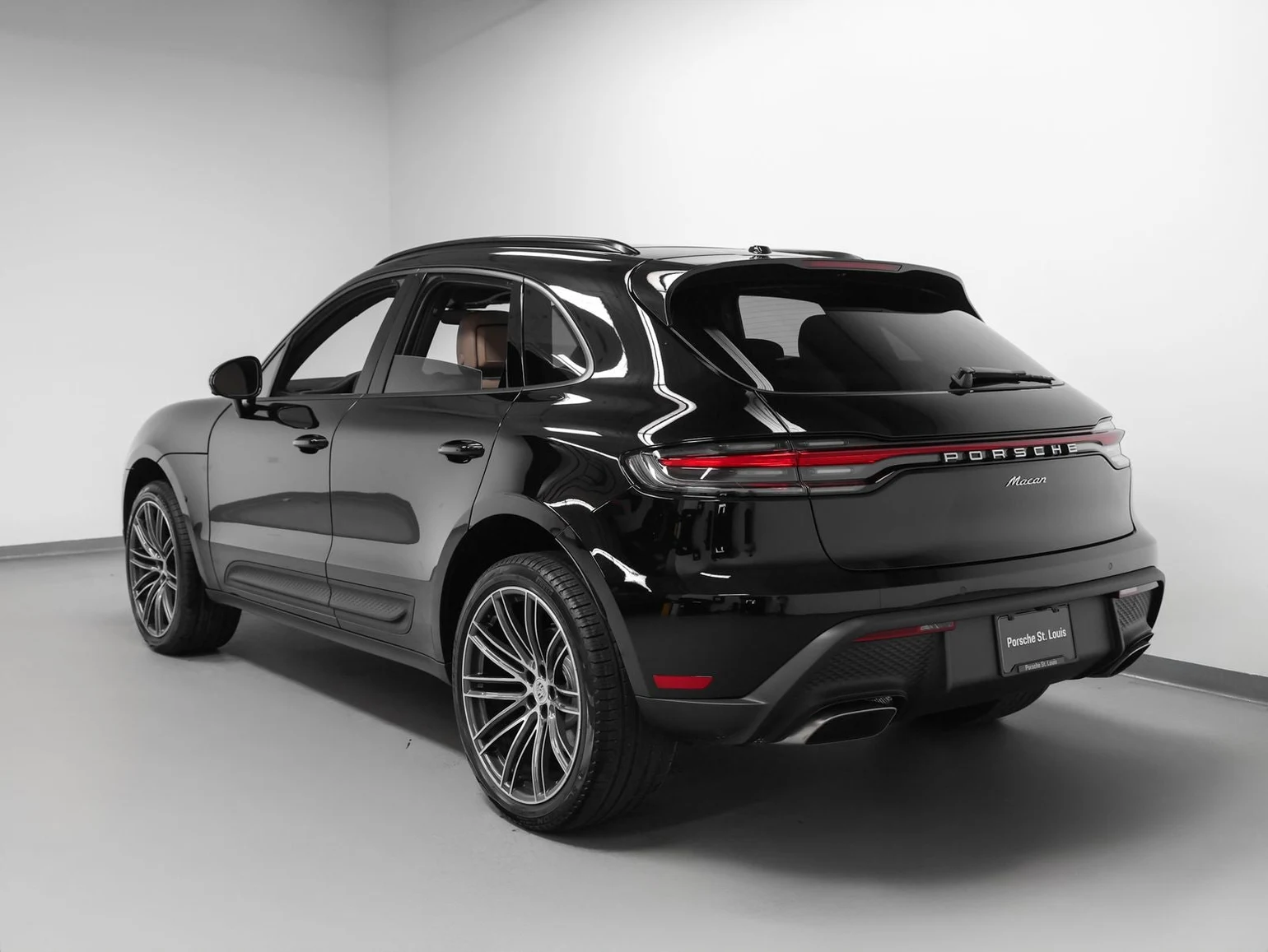 2026 Porsche Macan (95B), 3/20