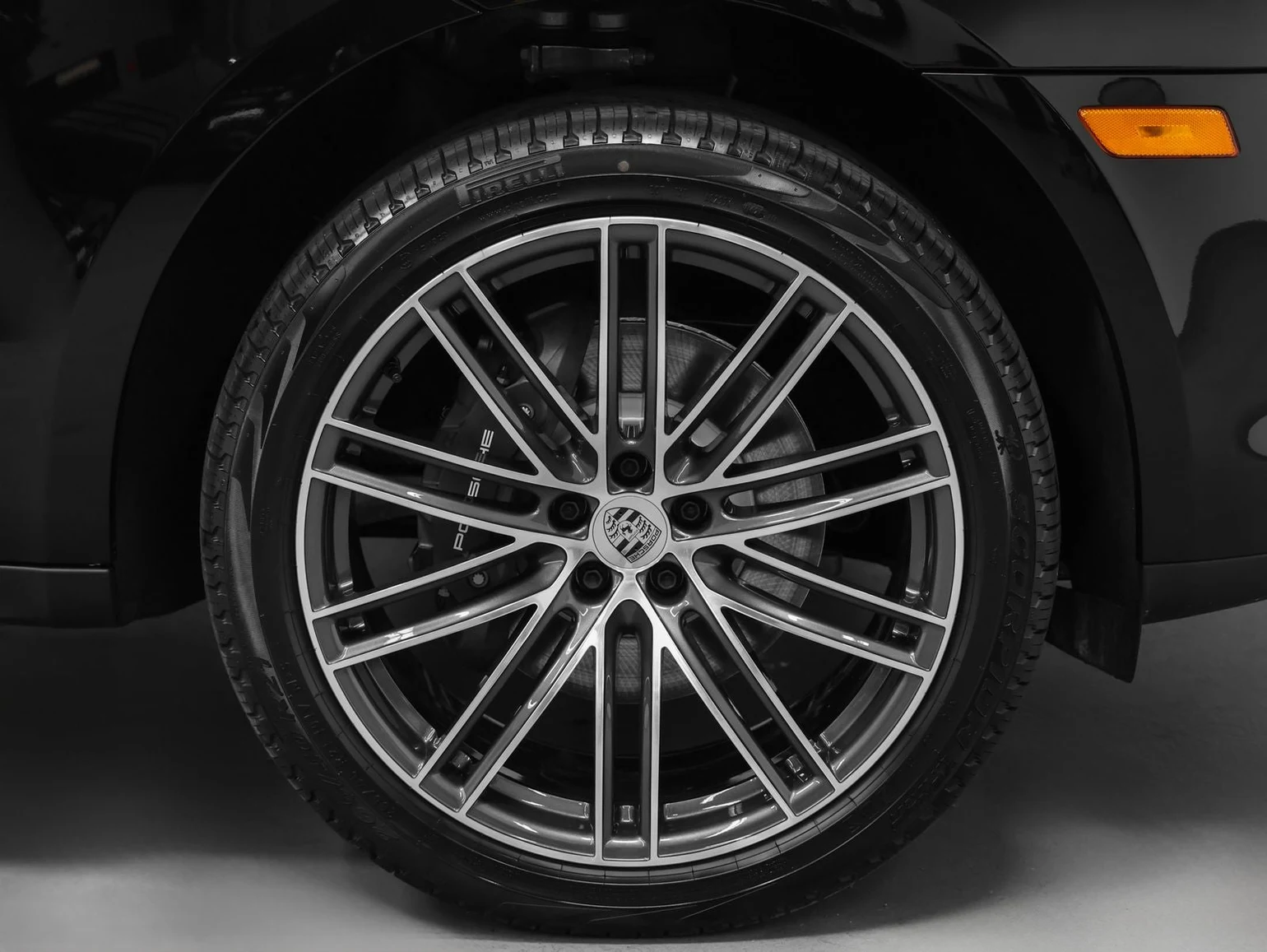 2026 Porsche Macan (95B), 14/20