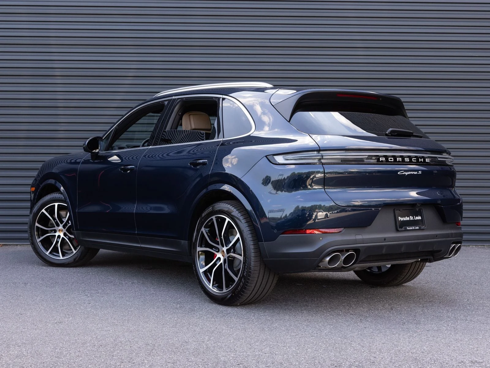 2026 Porsche Cayenne S (3rd Generation), 3/20
