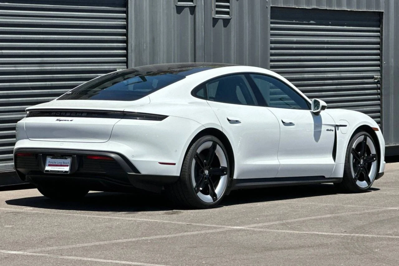 2026 Porsche Taycan 4 Sedan (2025 Update), 8/20