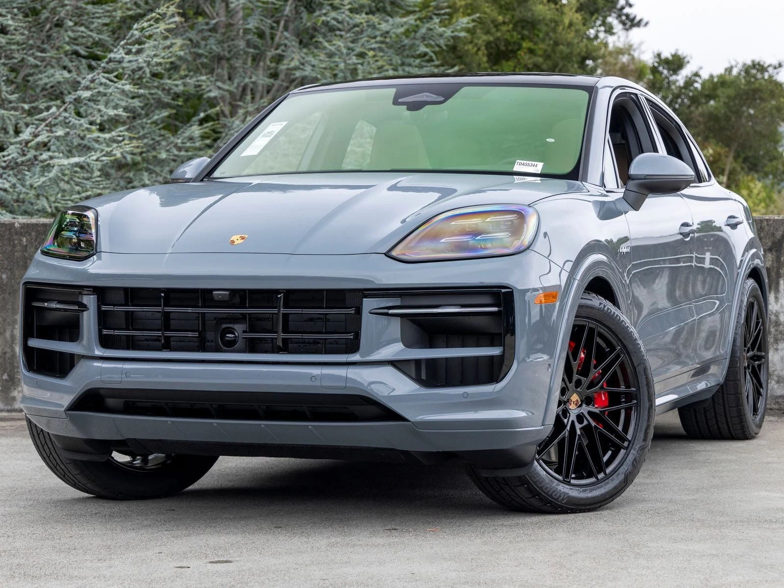 Porsche Cayenne S E-Hybrid Coupé (3rd Generation) · Arctic Grey · Indigo Auto Group