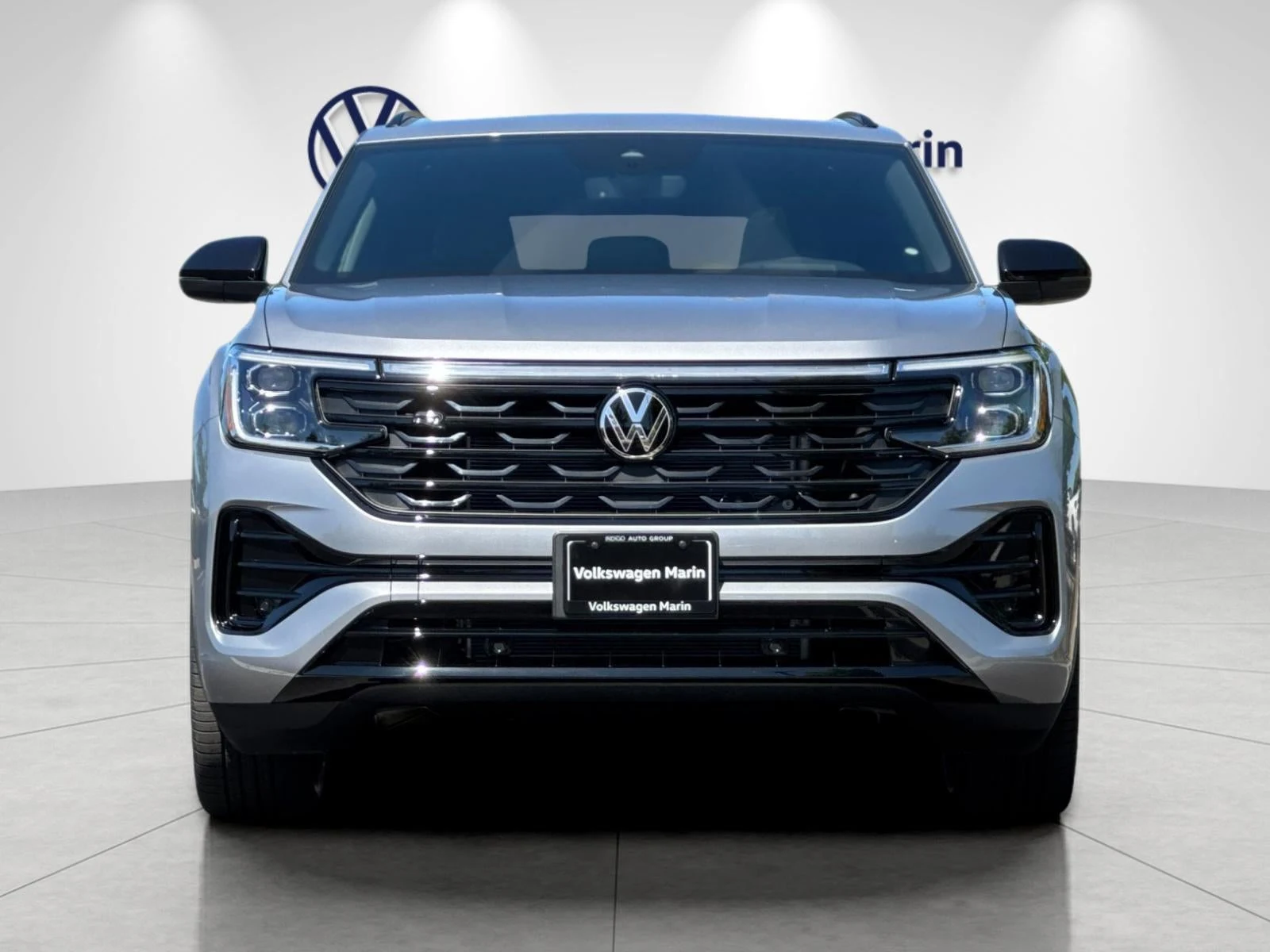 2026 Volkswagen Atlas Cross Sport 2.0T SEL R-Line Black (2024 Update), 8/20