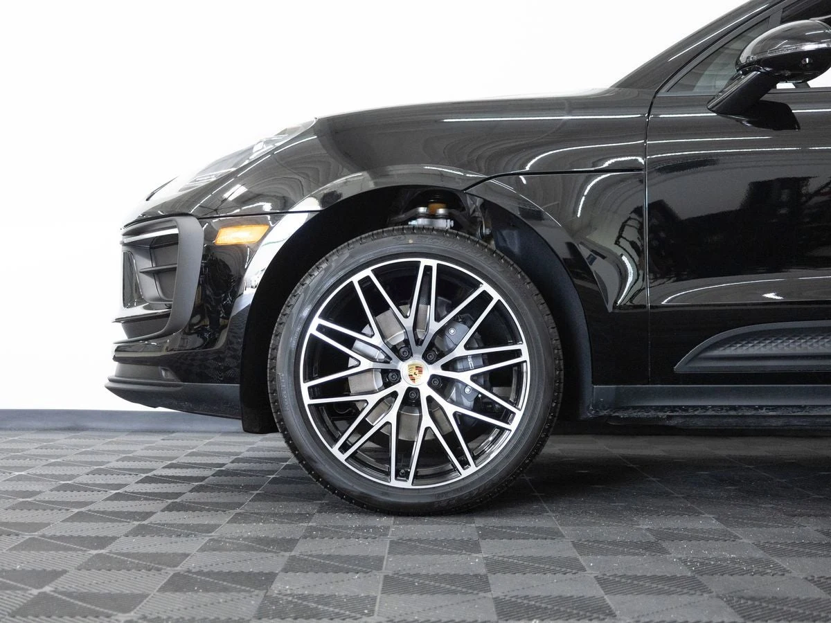 2026 Porsche Macan (95B), 11/20