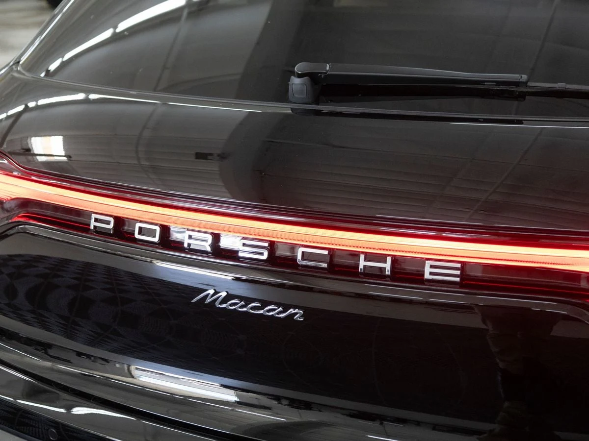 2026 Porsche Macan (95B), 13/20
