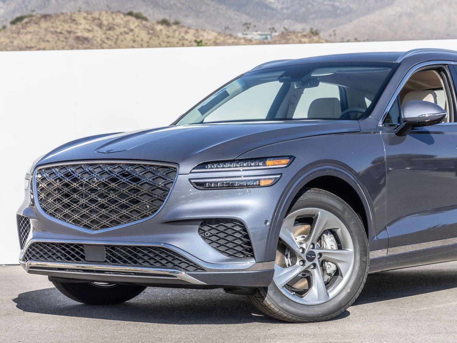 2026 Genesis GV70 2.5T Advanced (2024 Update), 2/20