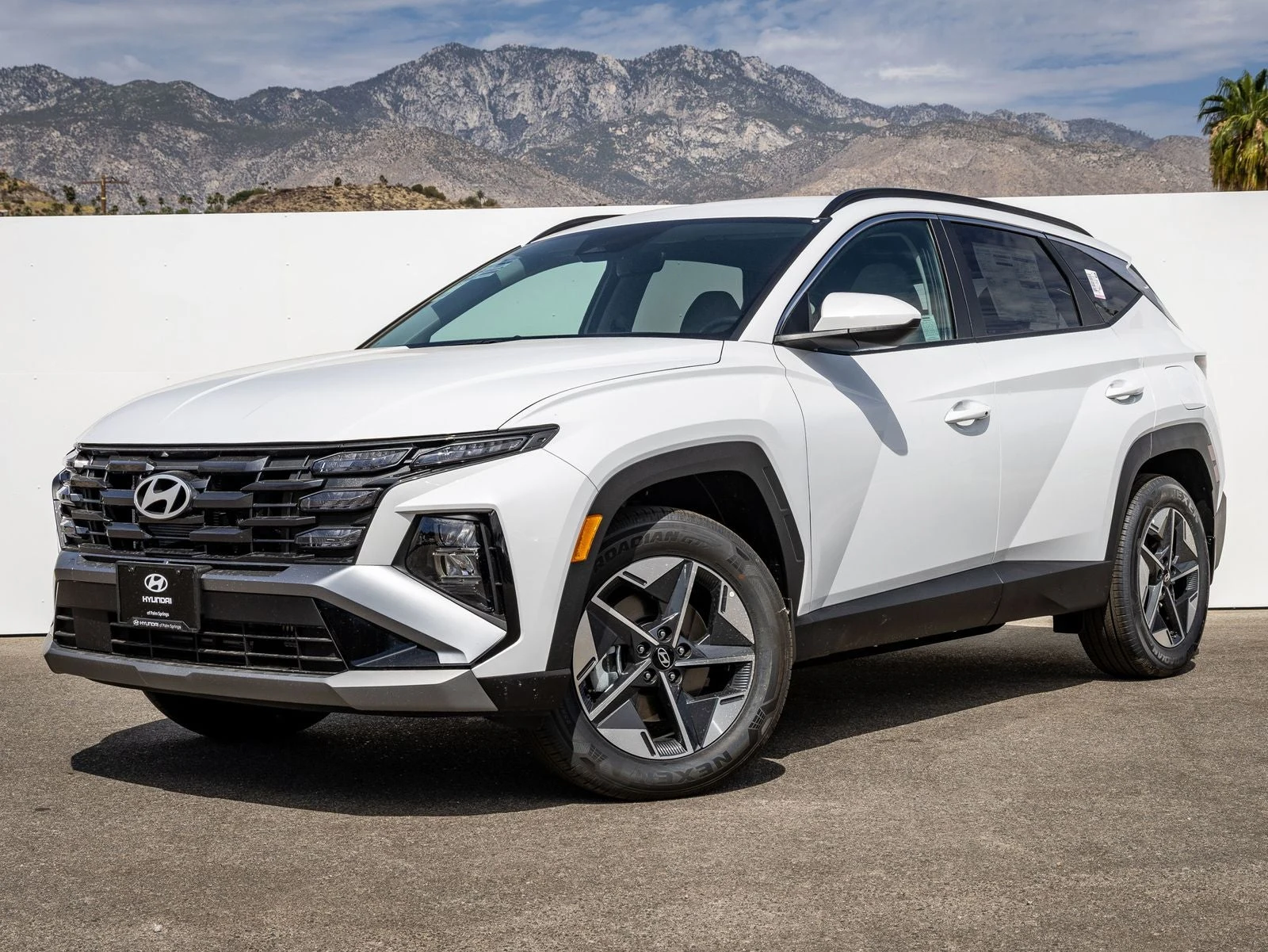 Hyundai Tucson Plug-In Hybrid SEL (2025 Update) · Creamy White Pearl · Indigo Auto Group