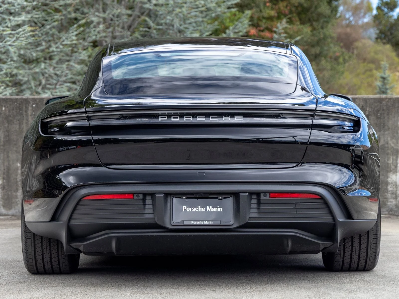 2026 Porsche Taycan 4 Sedan (2025 Update), 10/20