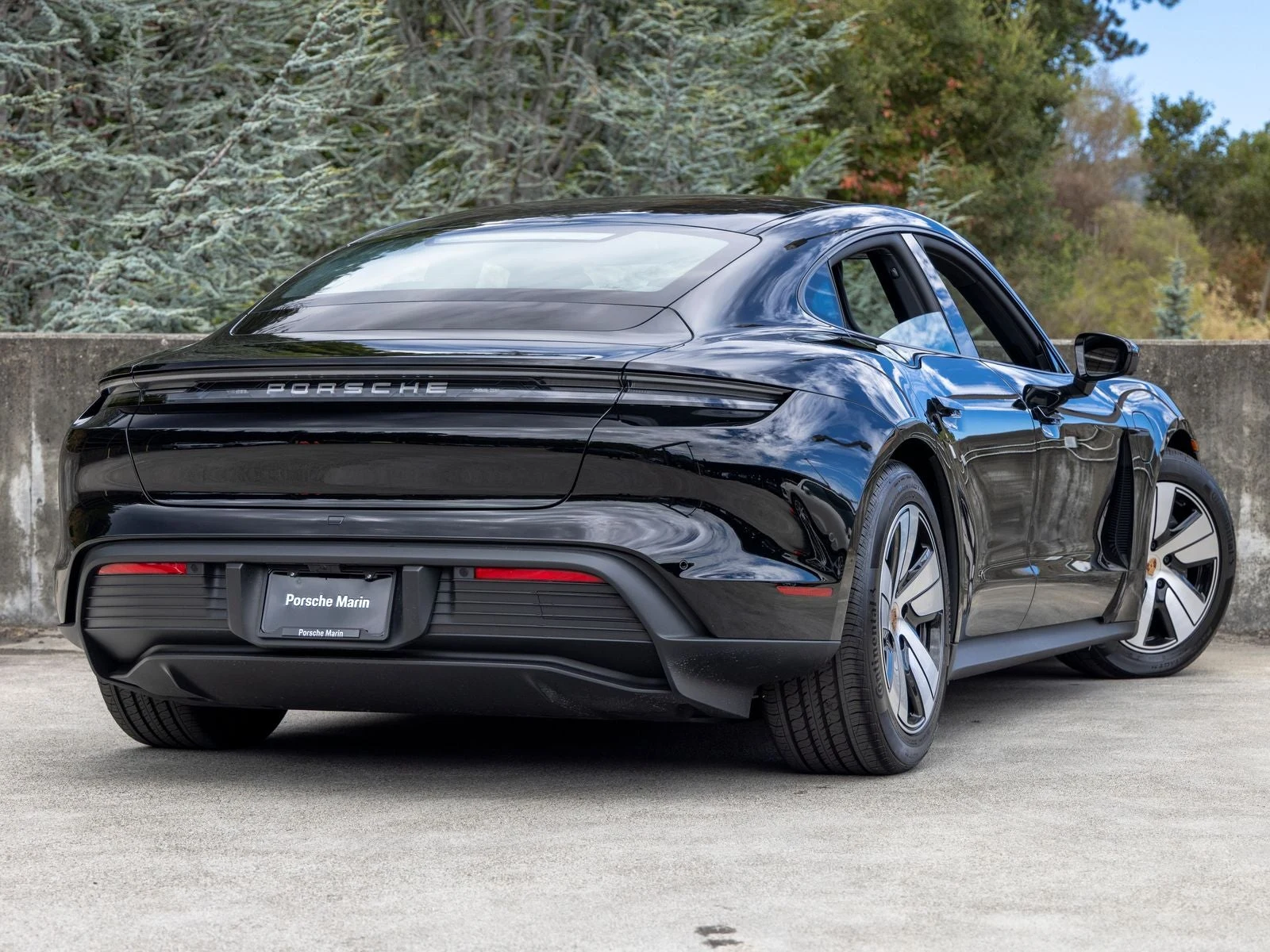 2026 Porsche Taycan 4 Sedan (2025 Update), 11/20