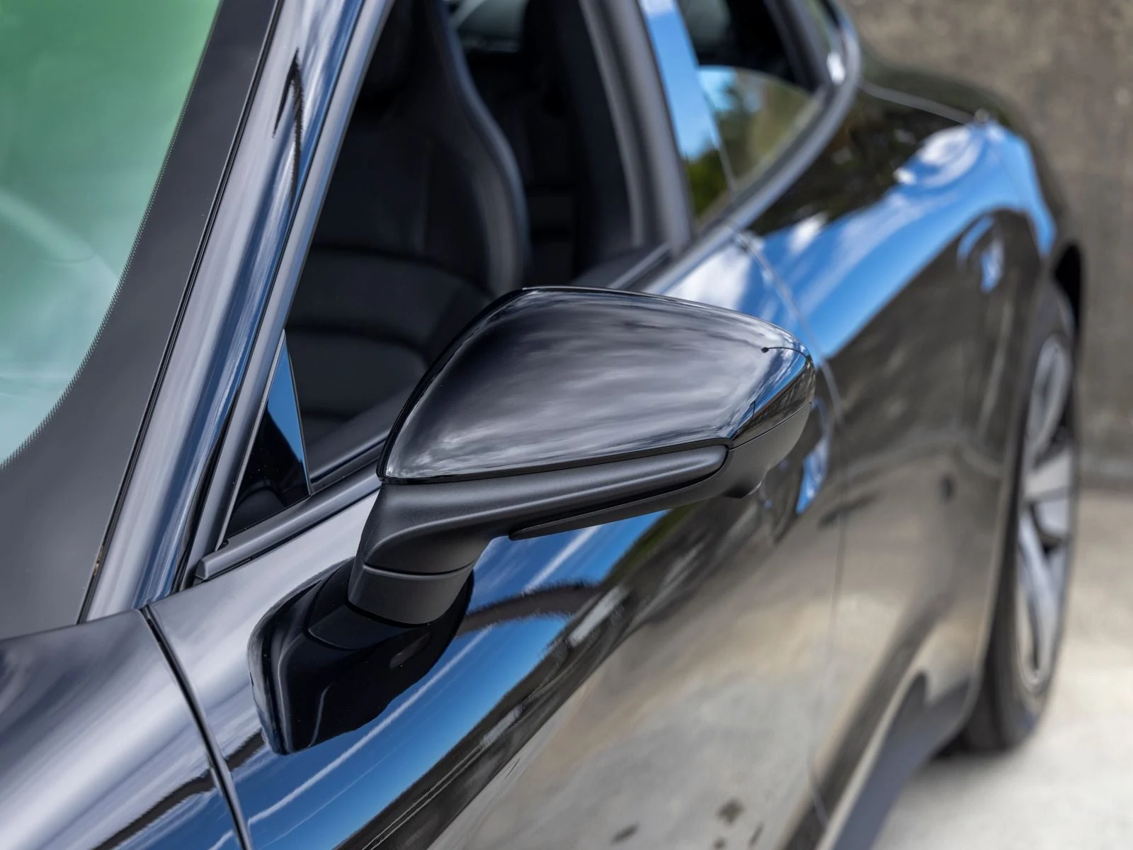 2026 Porsche Taycan 4 Sedan (2025 Update), 17/20