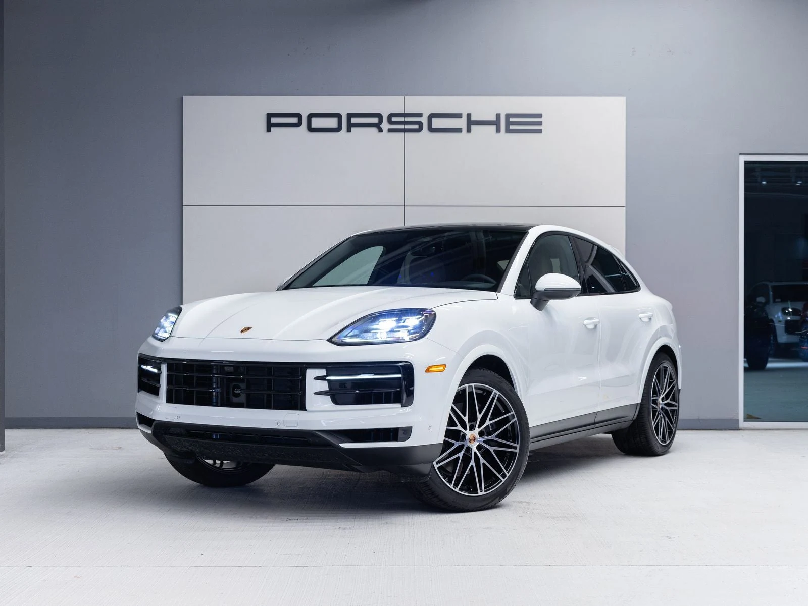 Porsche Cayenne Coupé (3rd Generation) · white · Indigo Auto Group