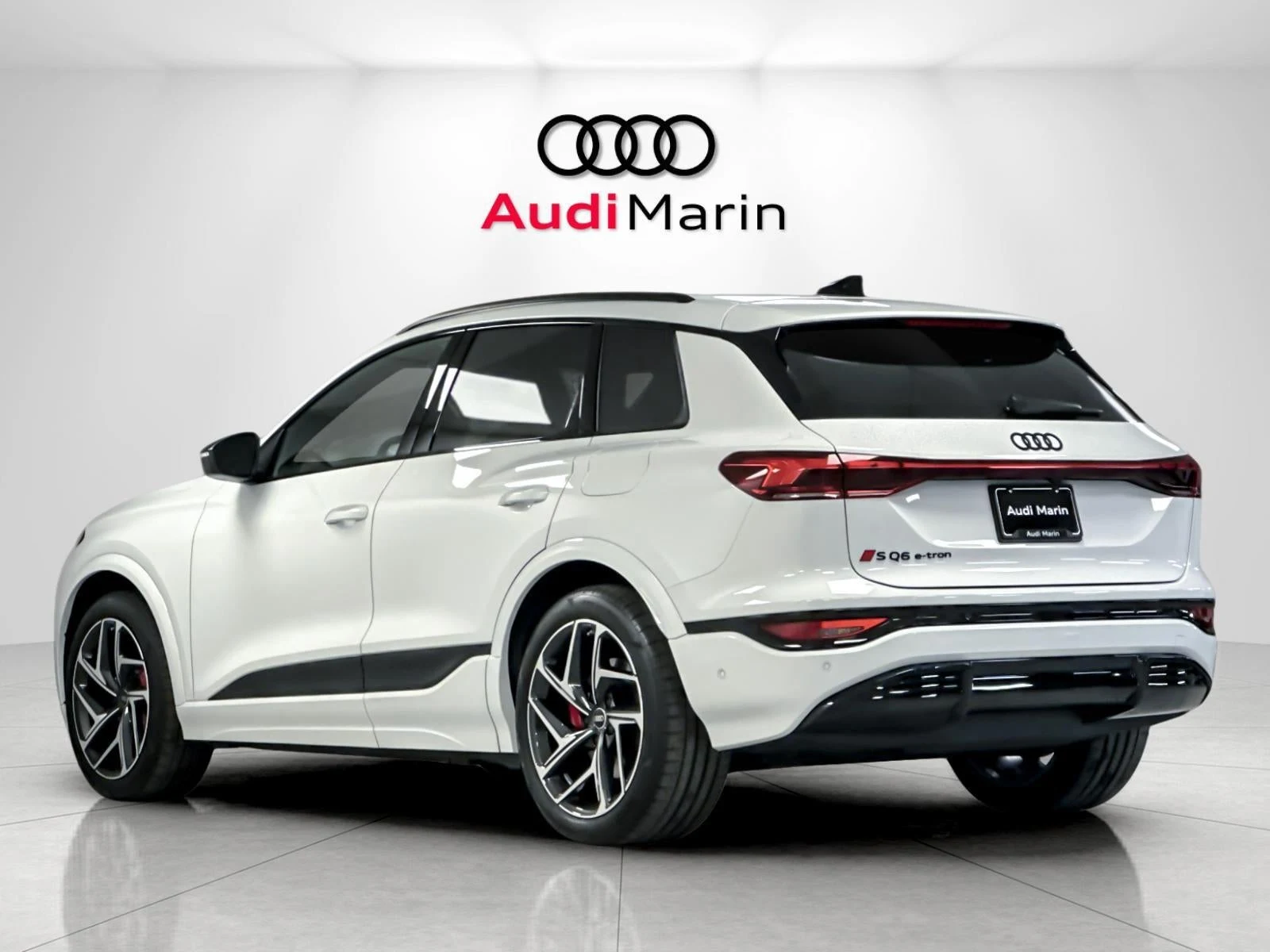 2027 Audi SQ6 e-tron Premium Plus, 3/20