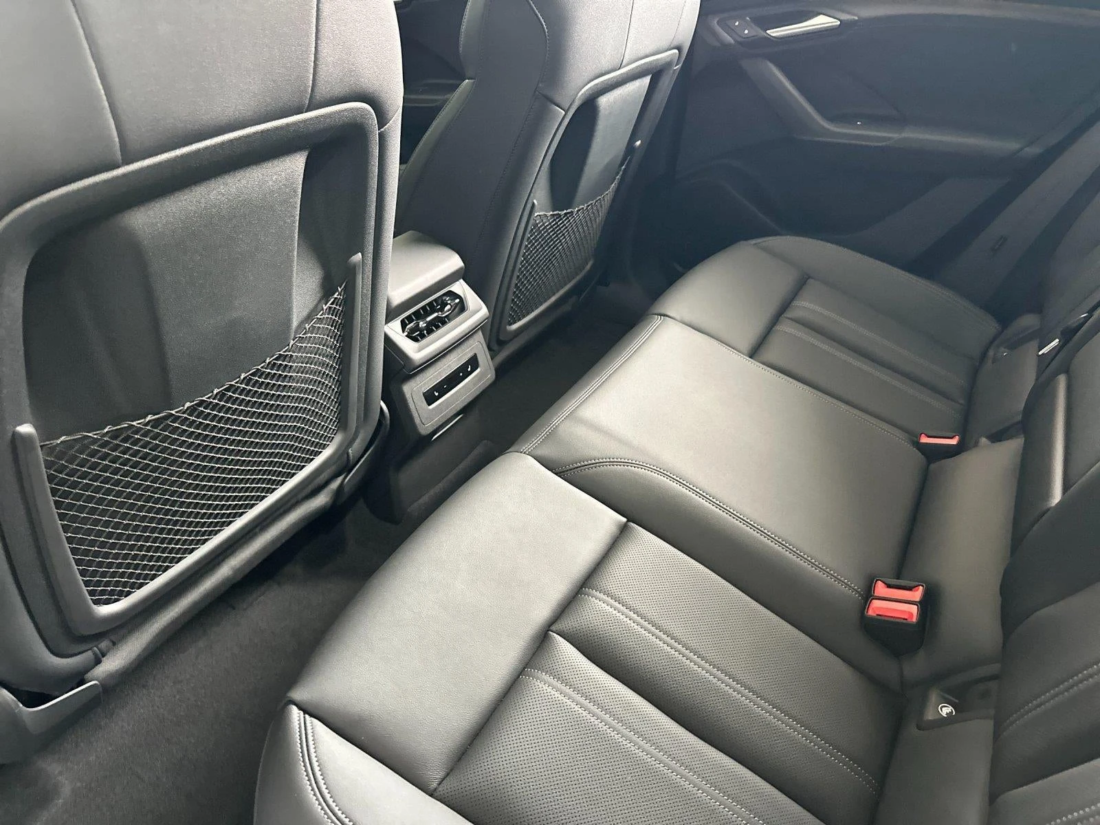 2027 Audi SQ6 e-tron Premium Plus, 11/20