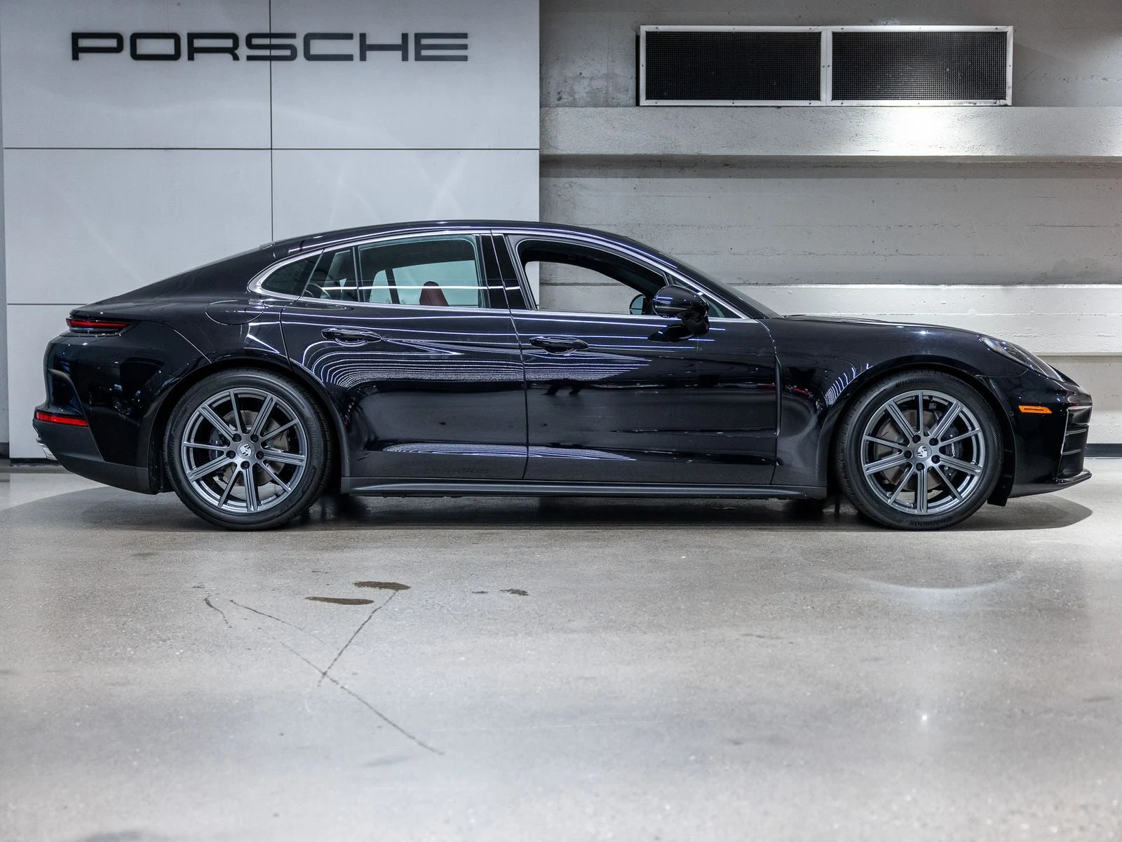 2026 Porsche Panamera 4 (976), 17/20