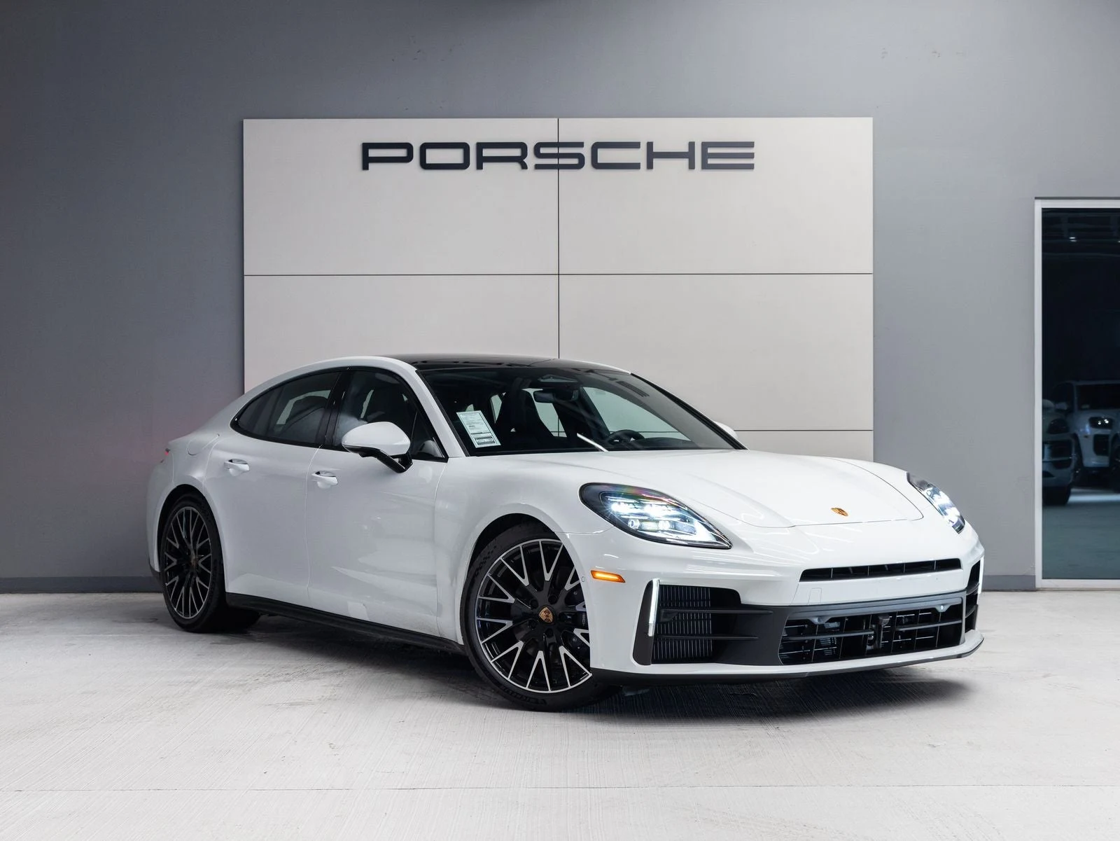 2026 Porsche Panamera (976), 9/20