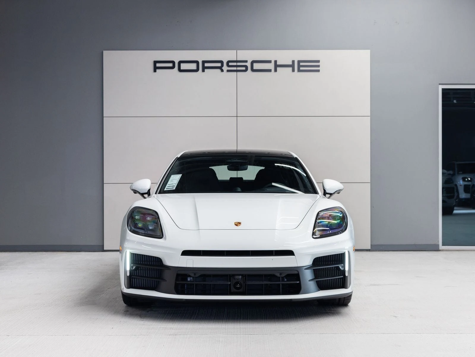 2026 Porsche Panamera (976), 10/20