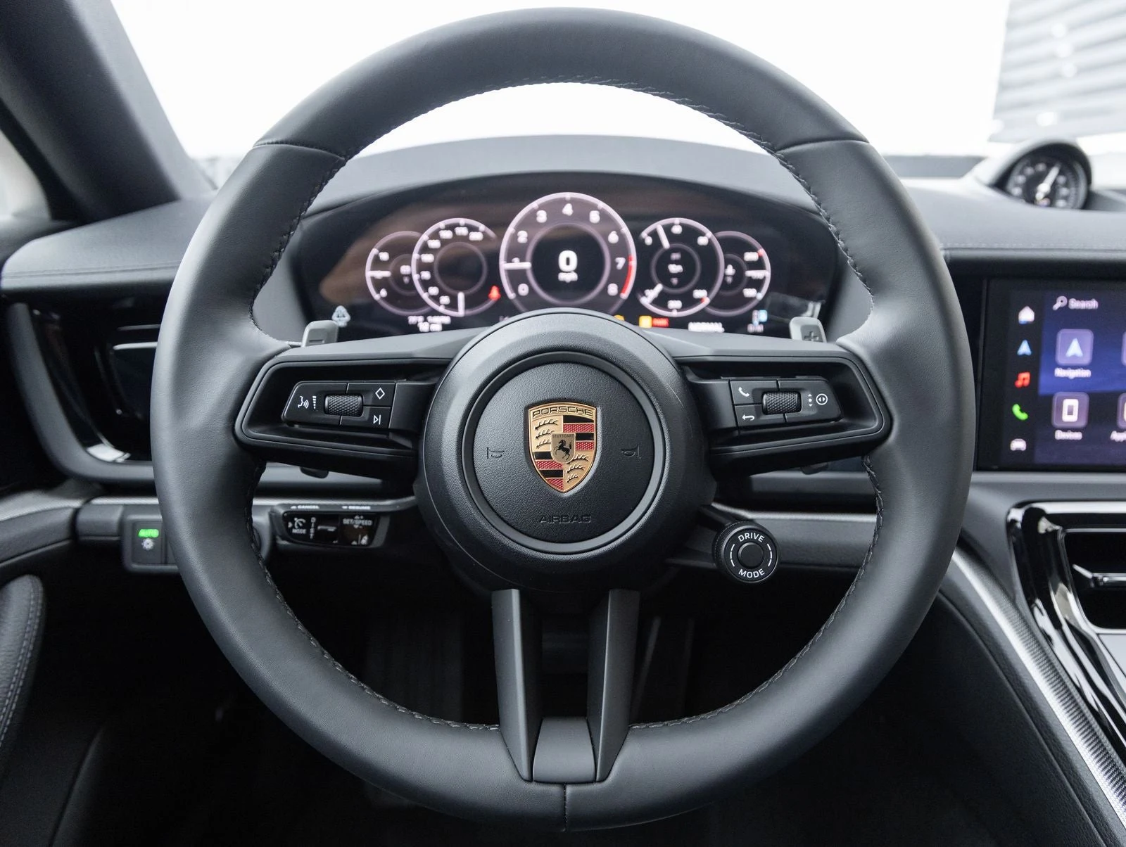 2026 Porsche Panamera (976), 13/20