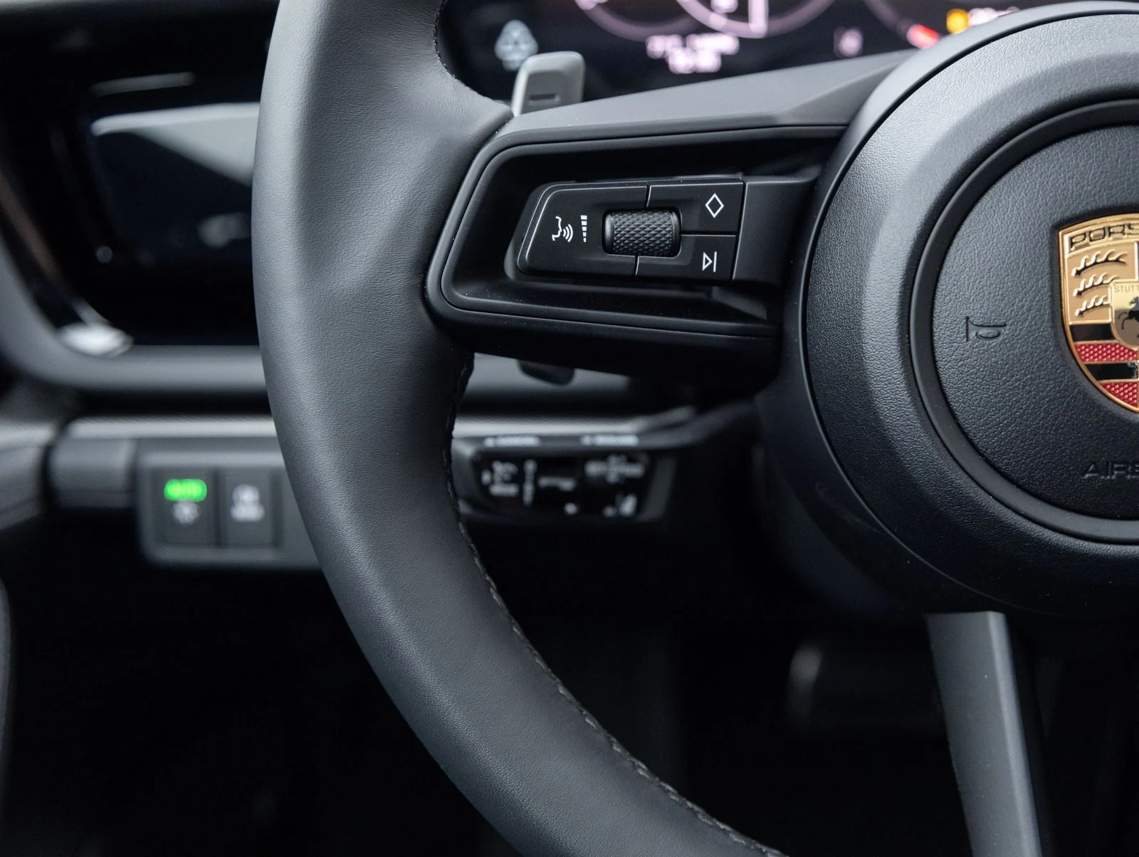 2026 Porsche Panamera (976), 15/20