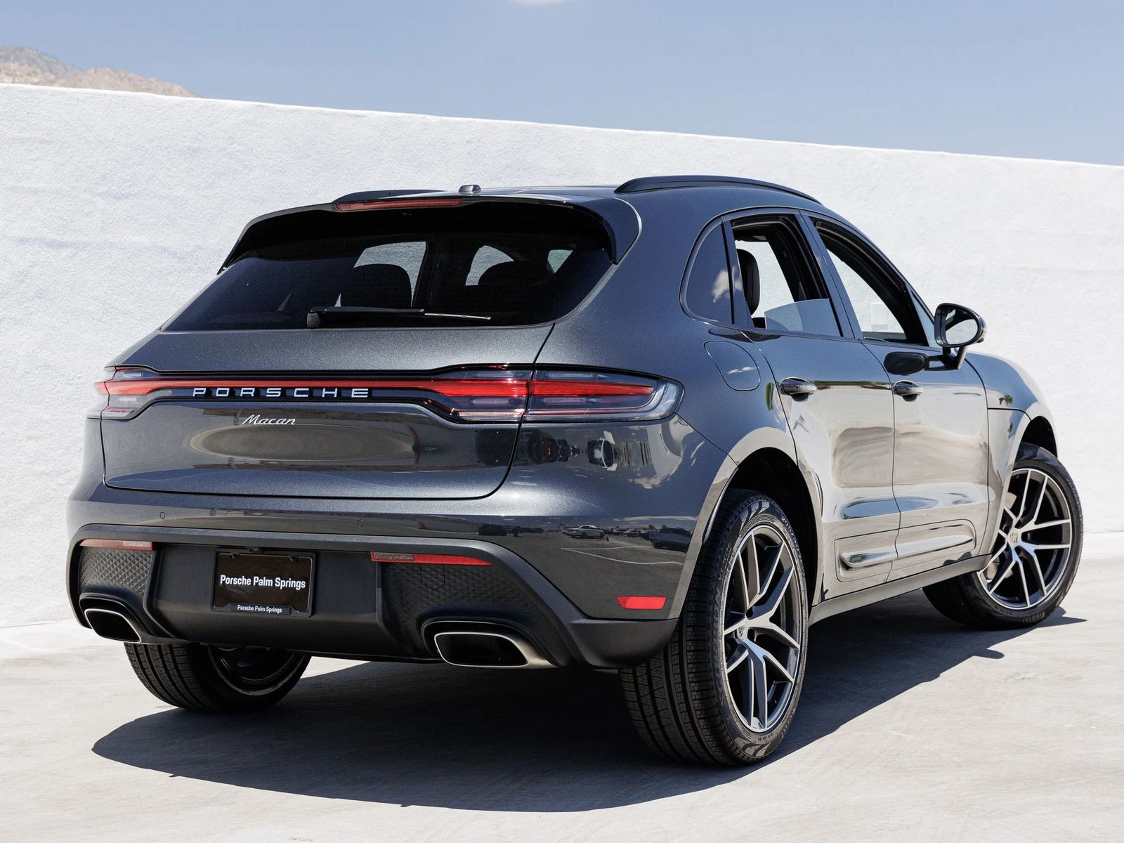 2026 Porsche Macan (95B), 7/20