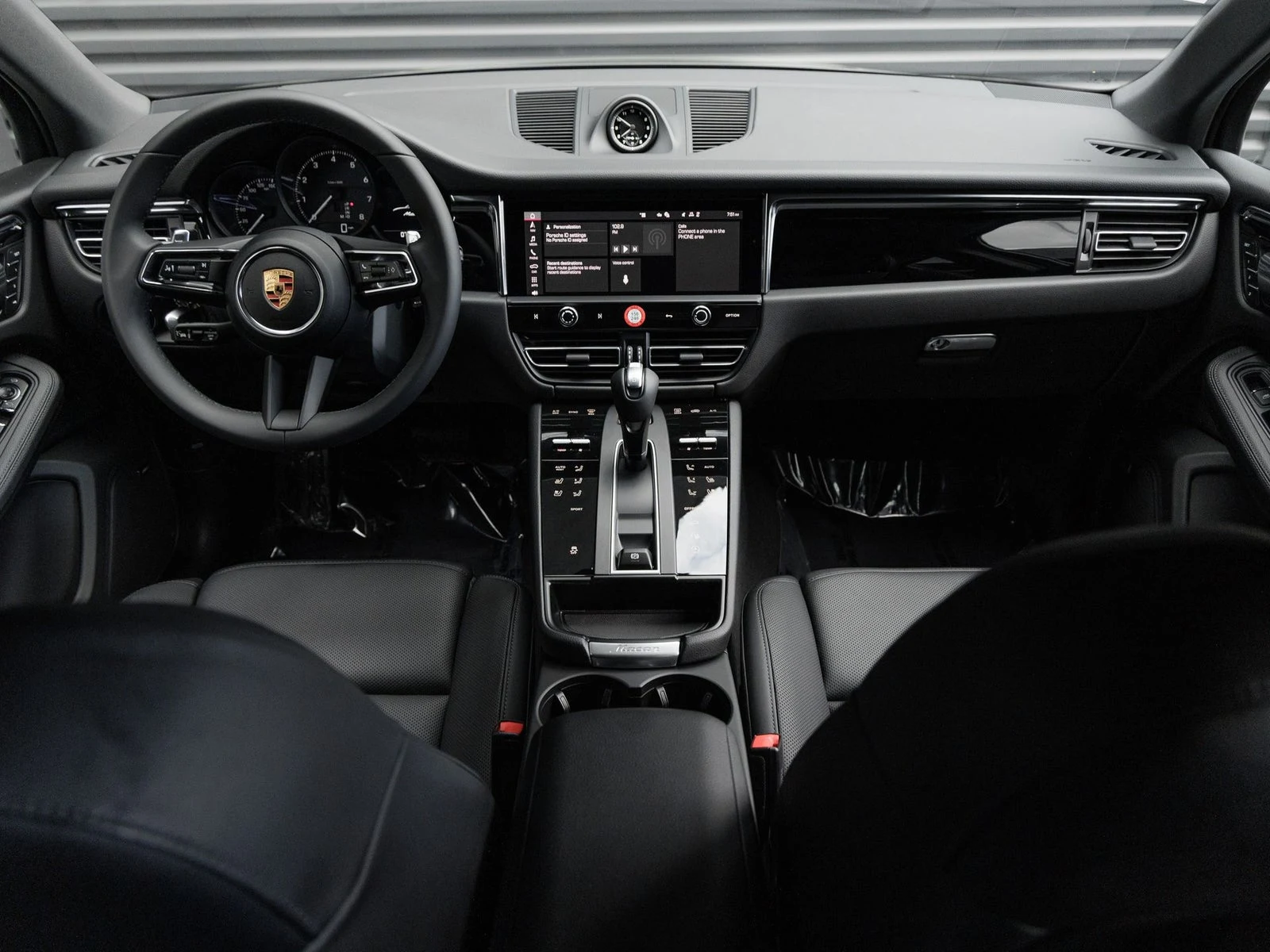 2026 Porsche Macan (95B), 15/20
