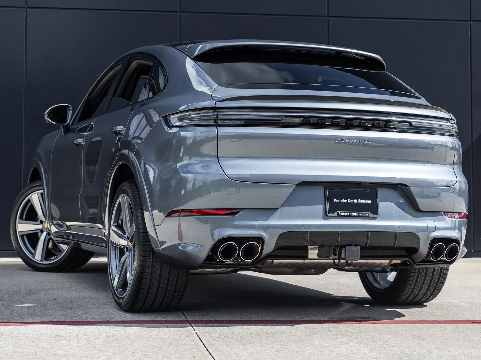 2026 Porsche Cayenne Coupé (3rd Generation), 3/20