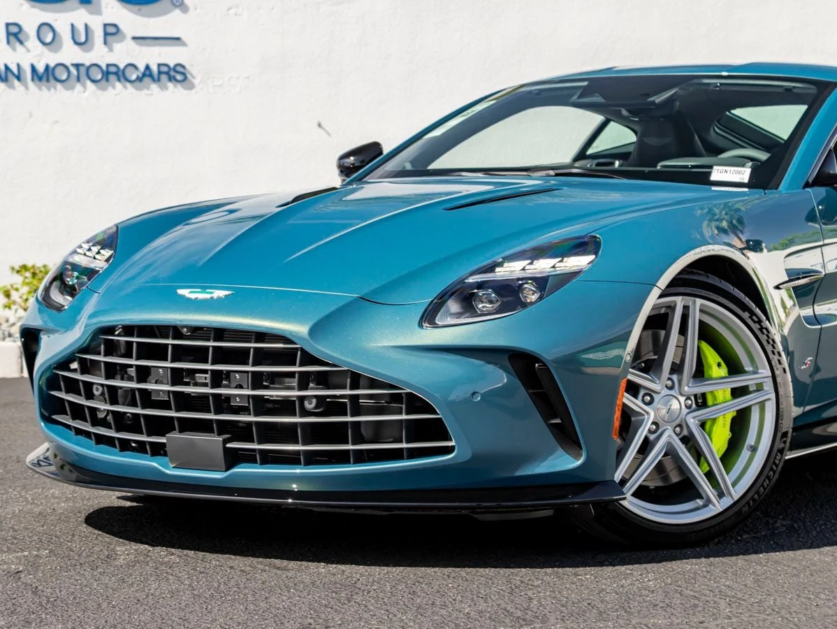 2026 Aston Martin Vantage S (2024 Update), 2/20