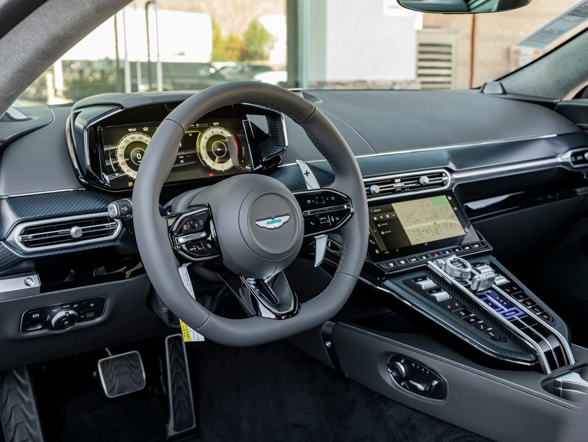 2026 Aston Martin Vantage S (2024 Update), 16/20
