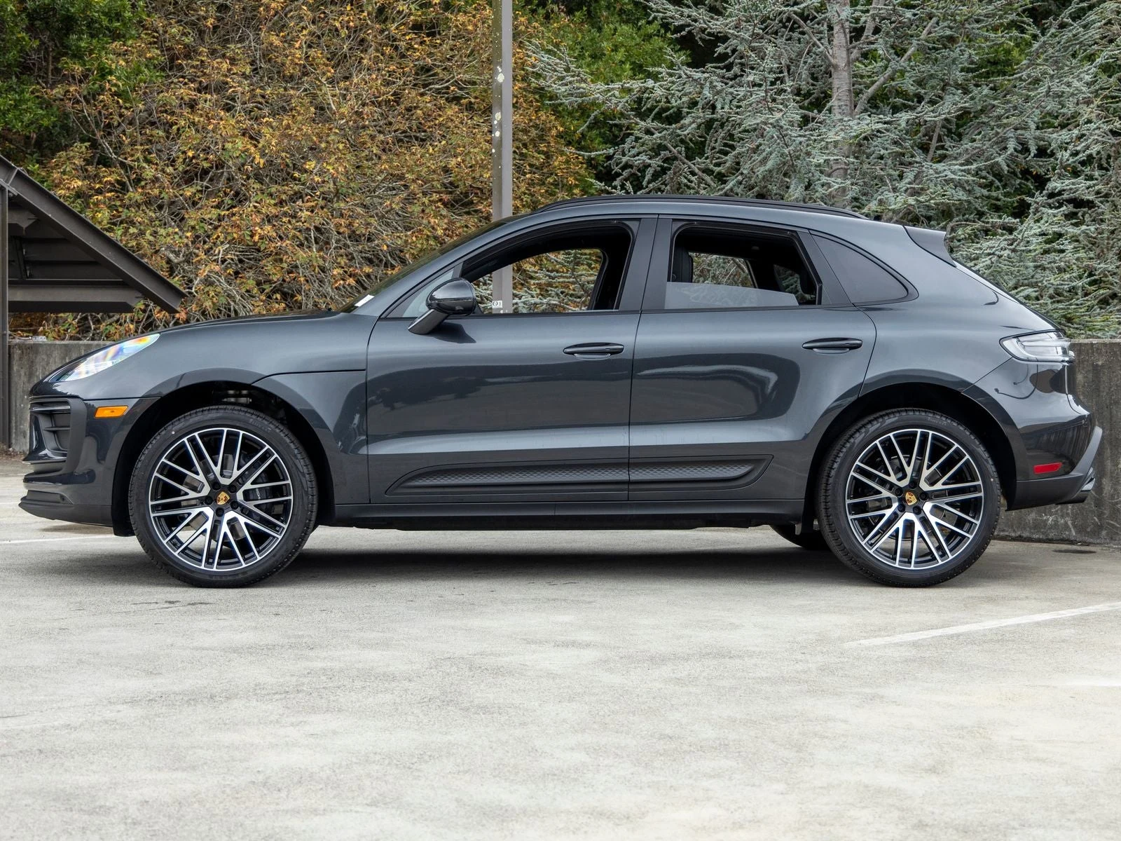 2026 Porsche Macan (95B), 2/20