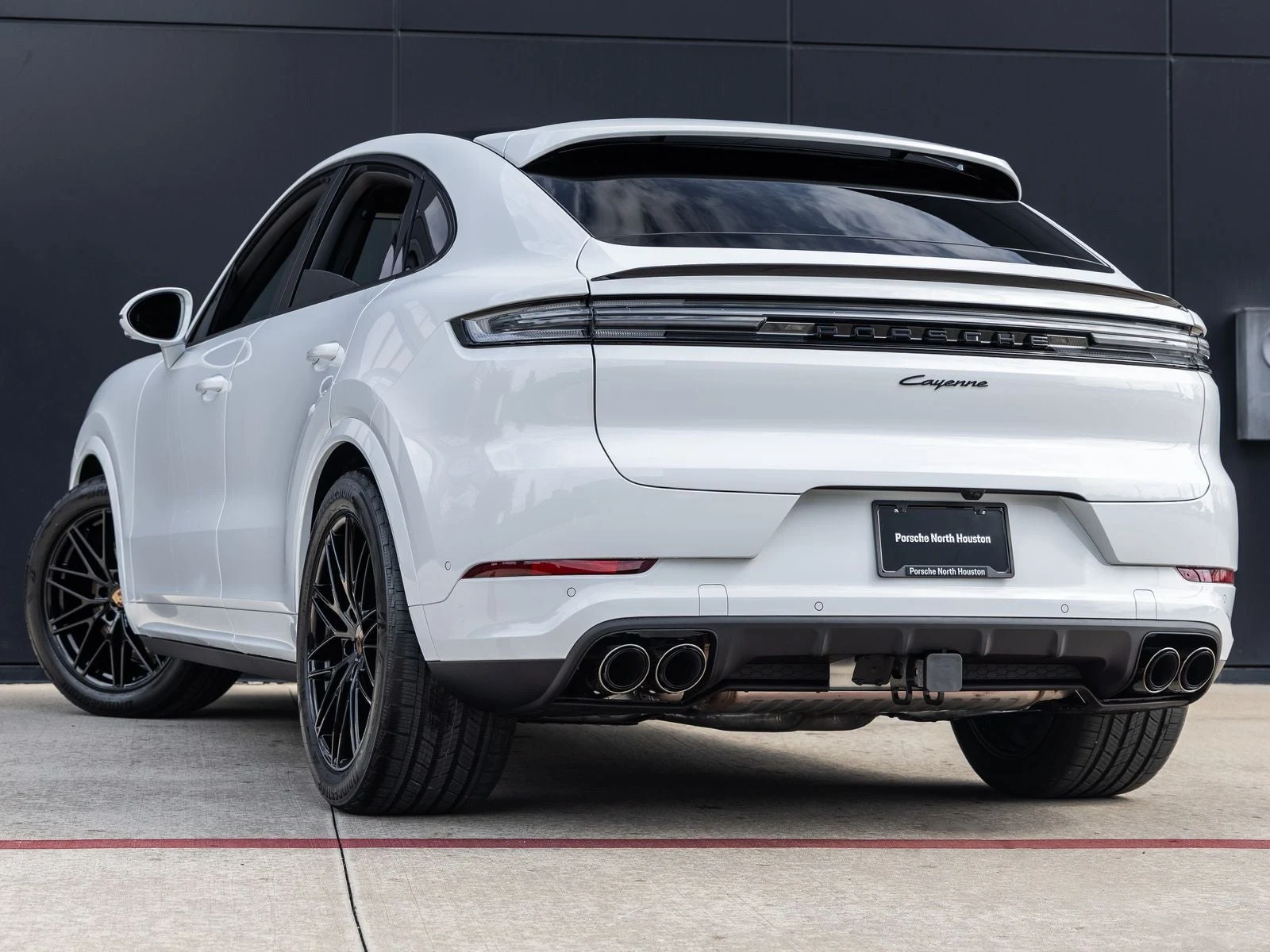 2026 Porsche Cayenne Coupé (3rd Generation), 3/20