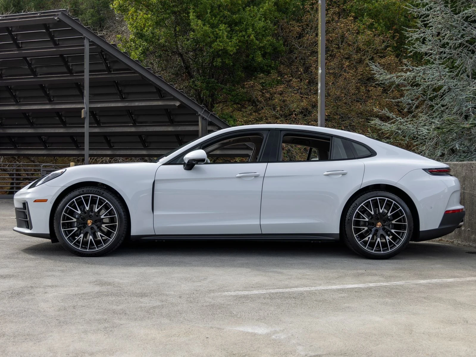 2026 Porsche Panamera 4 (976), 2/20