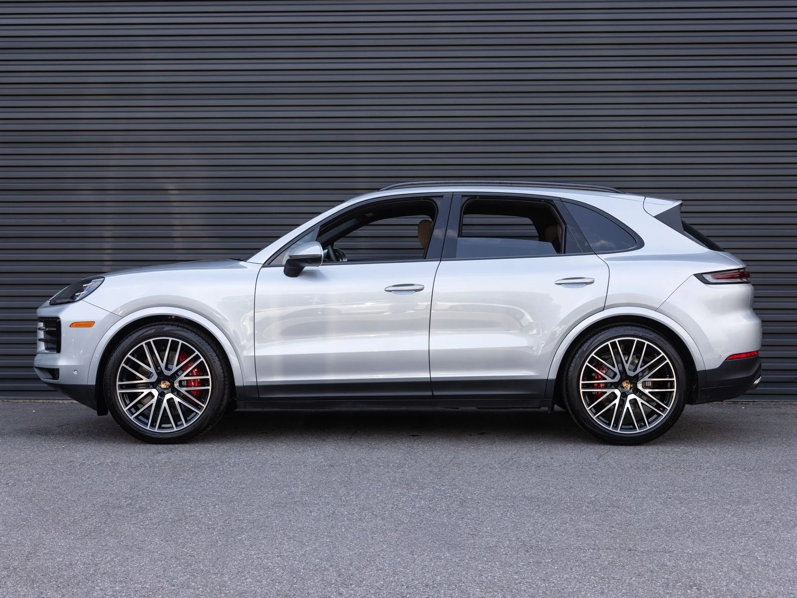 2026 Porsche Cayenne S (3rd Generation), 2/20