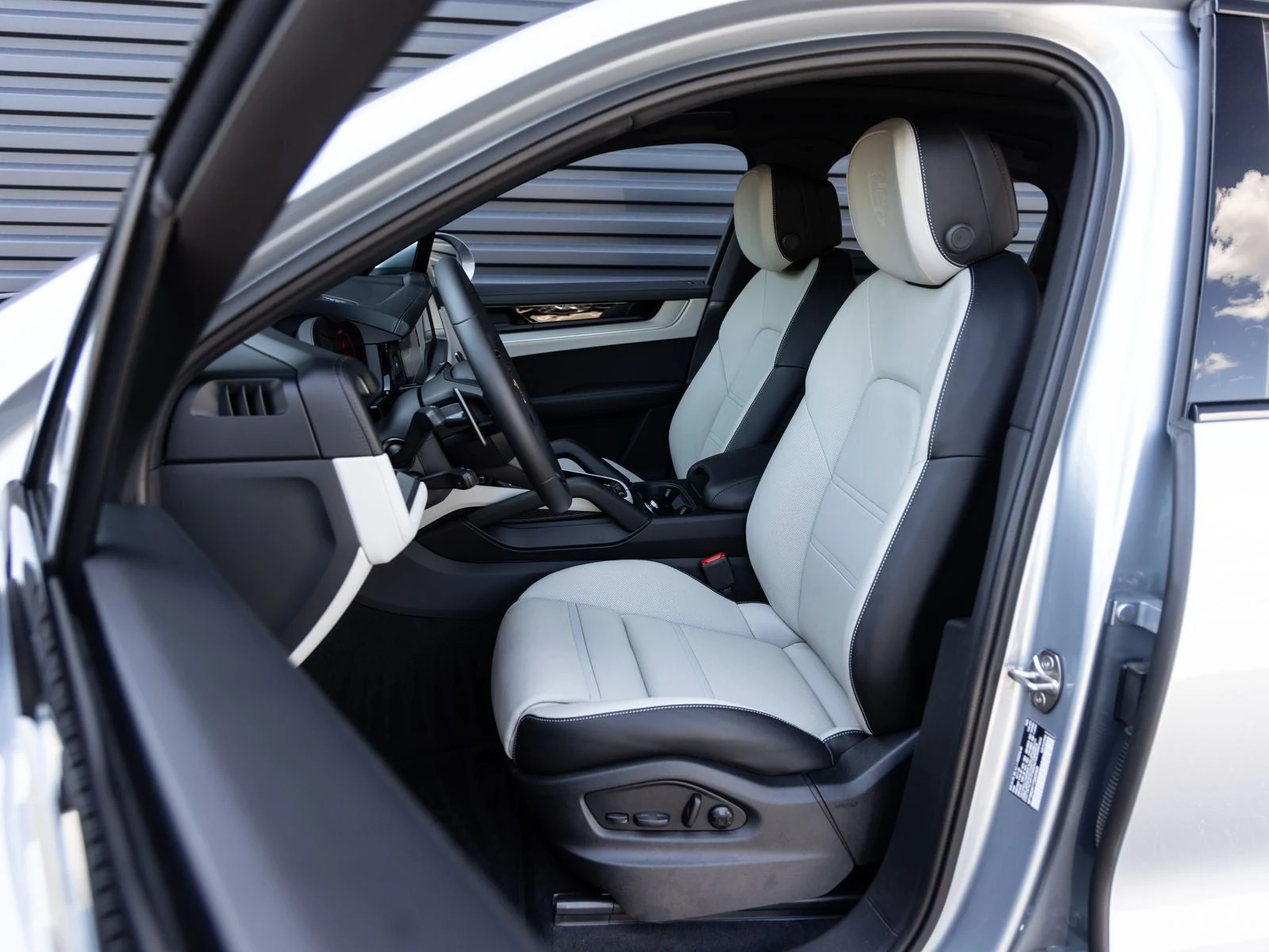 2026 Porsche Cayenne Coupé (3rd Generation), 5/20