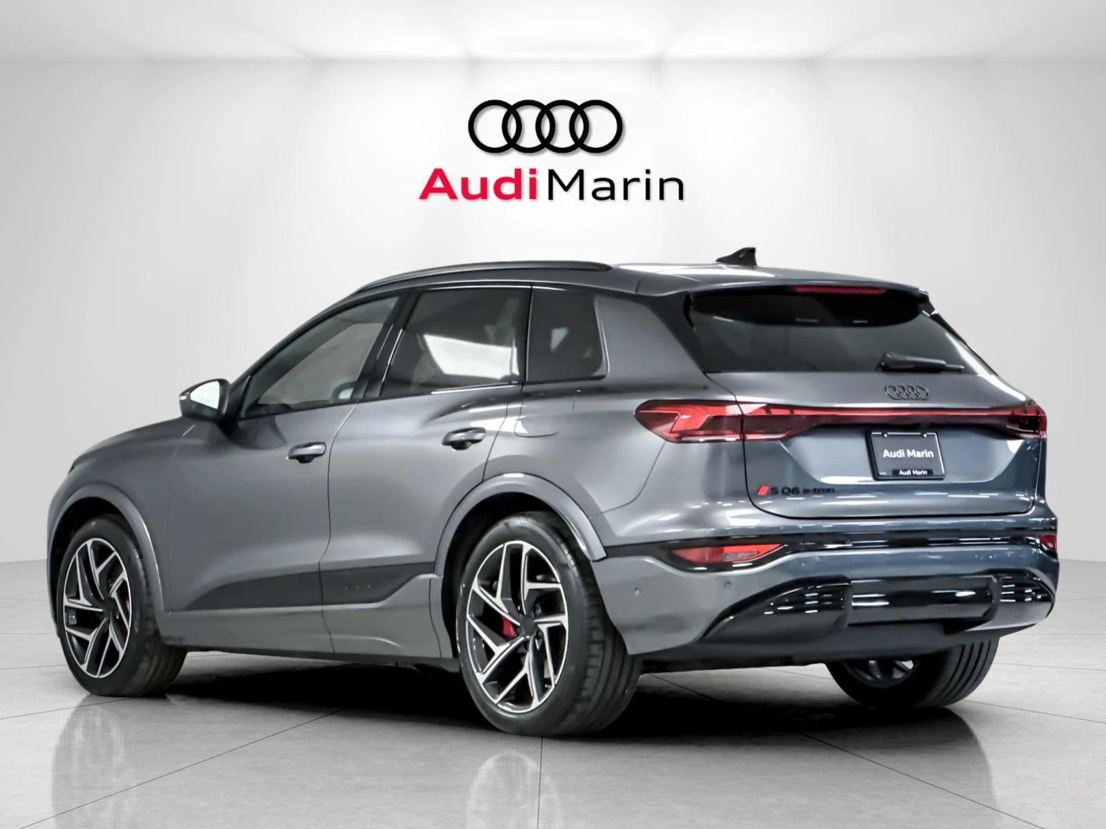 2027 Audi SQ6 e-tron Premium Plus, 3/20