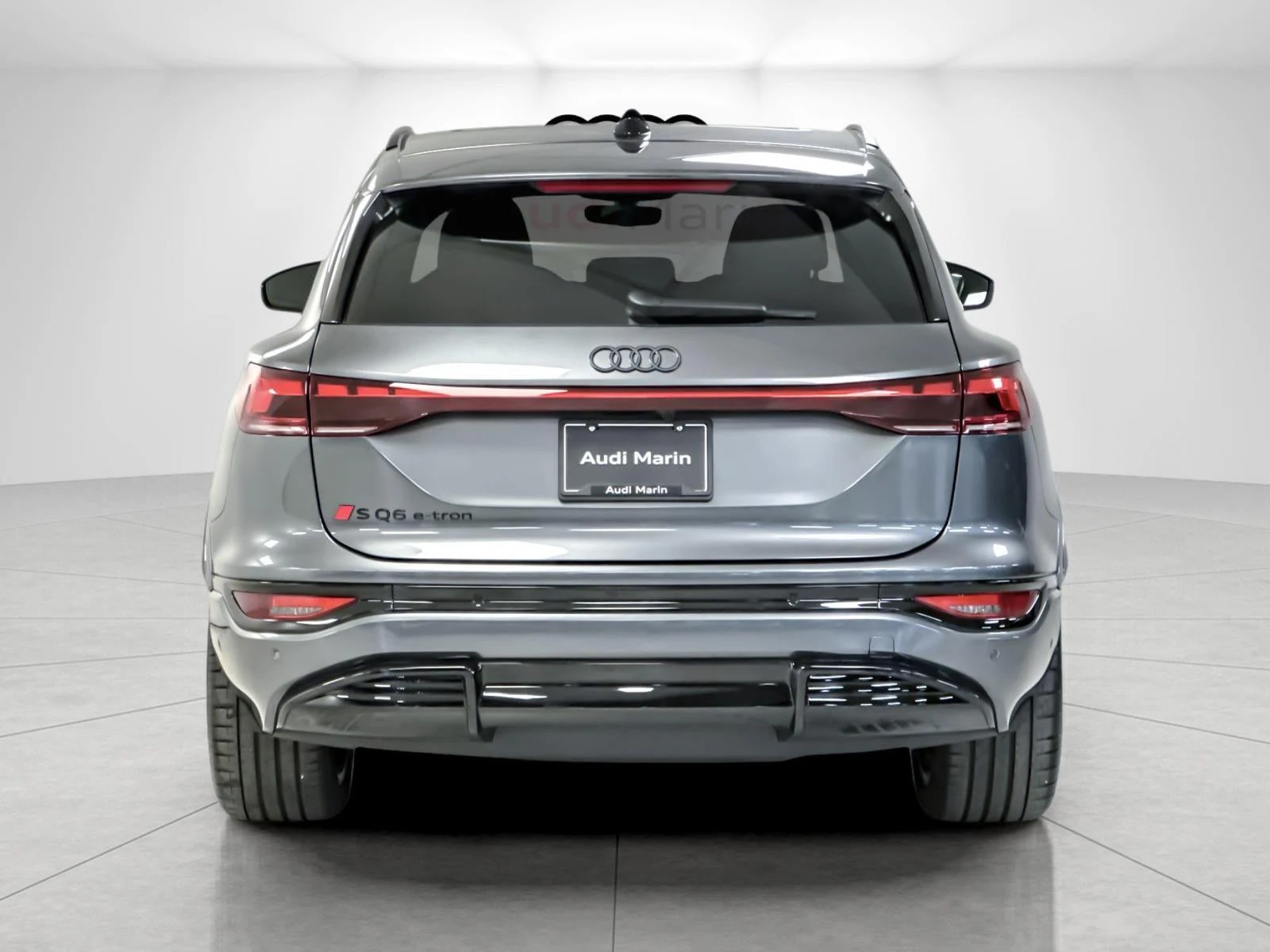 2027 Audi SQ6 e-tron Premium Plus, 4/20