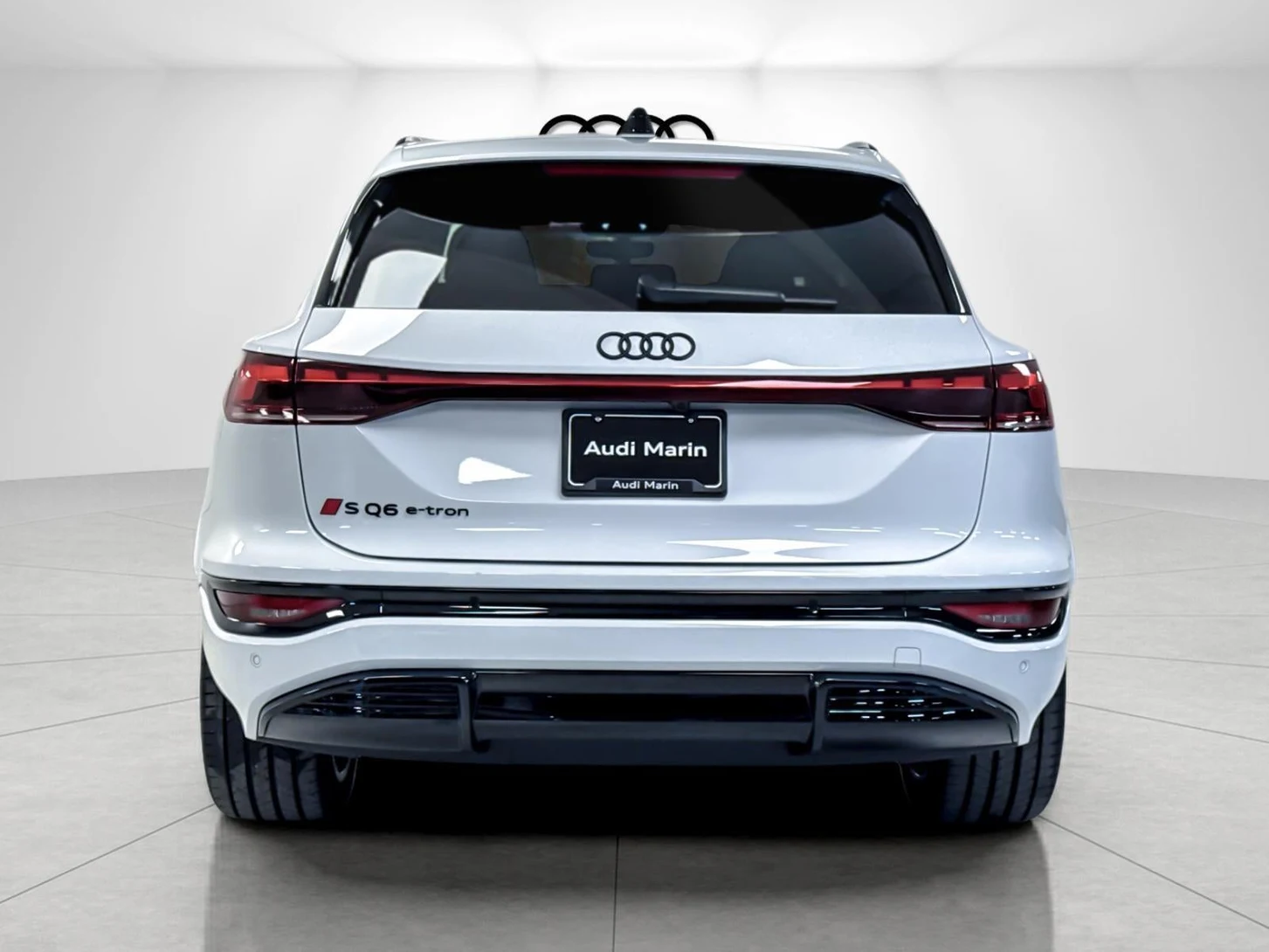 2027 Audi SQ6 e-tron Premium Plus, 4/20
