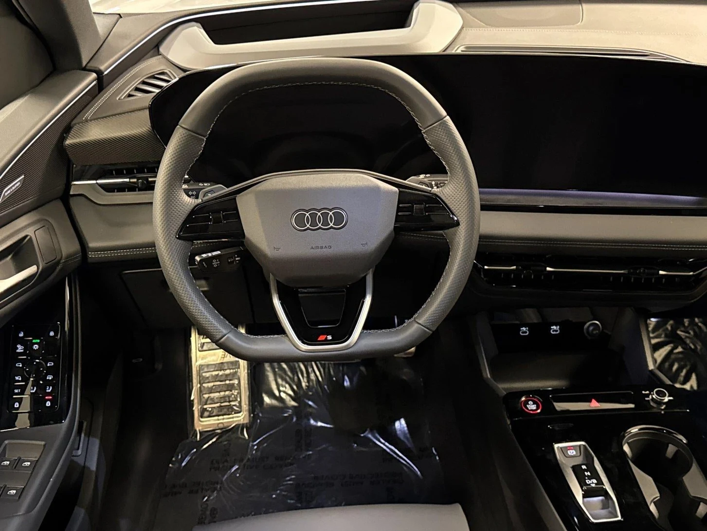 2027 Audi SQ6 e-tron Premium Plus, 13/20