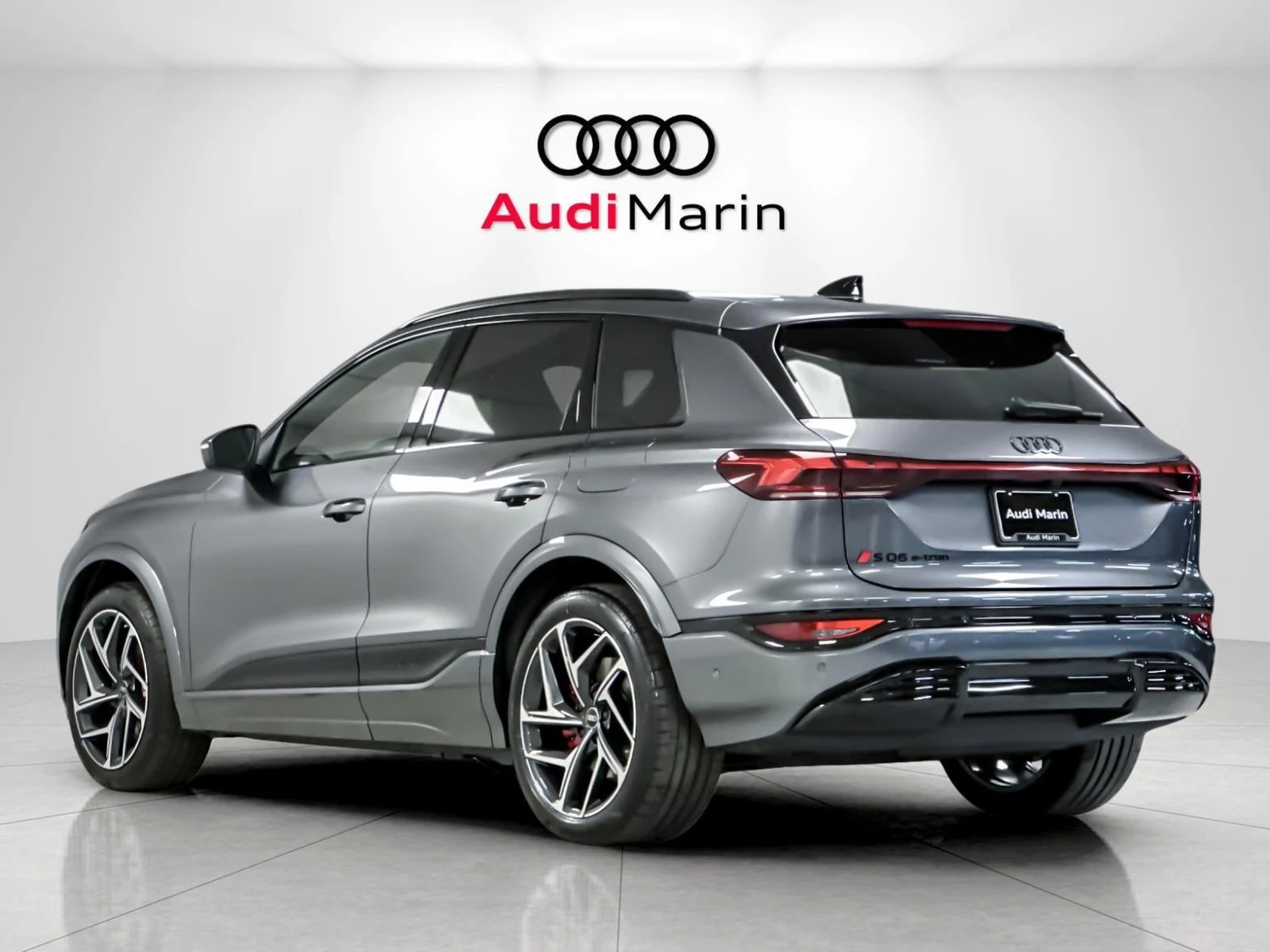 2027 Audi SQ6 e-tron Premium Plus, 3/20