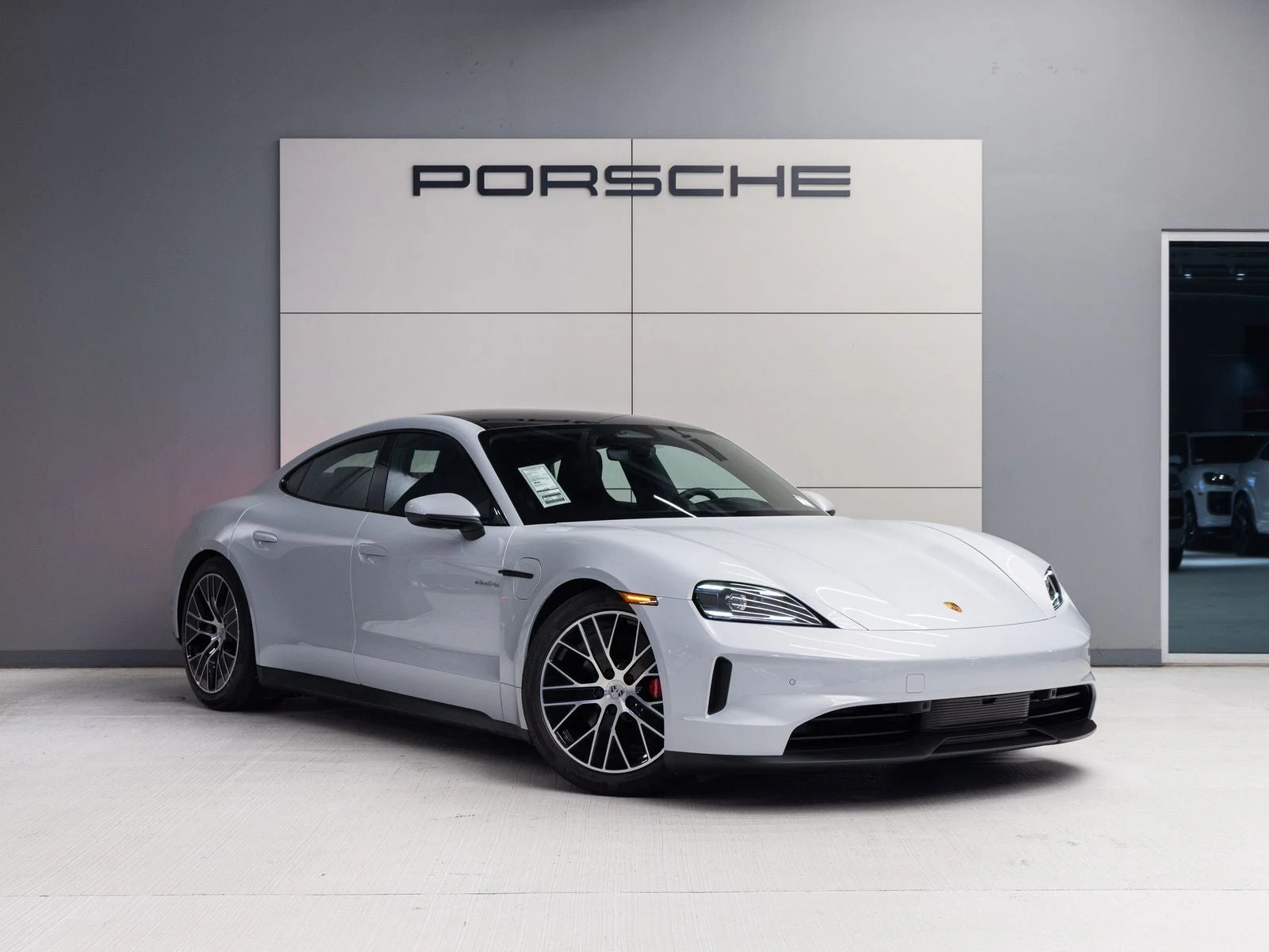 2026 Porsche Taycan 4S (2025 Update), 9/20