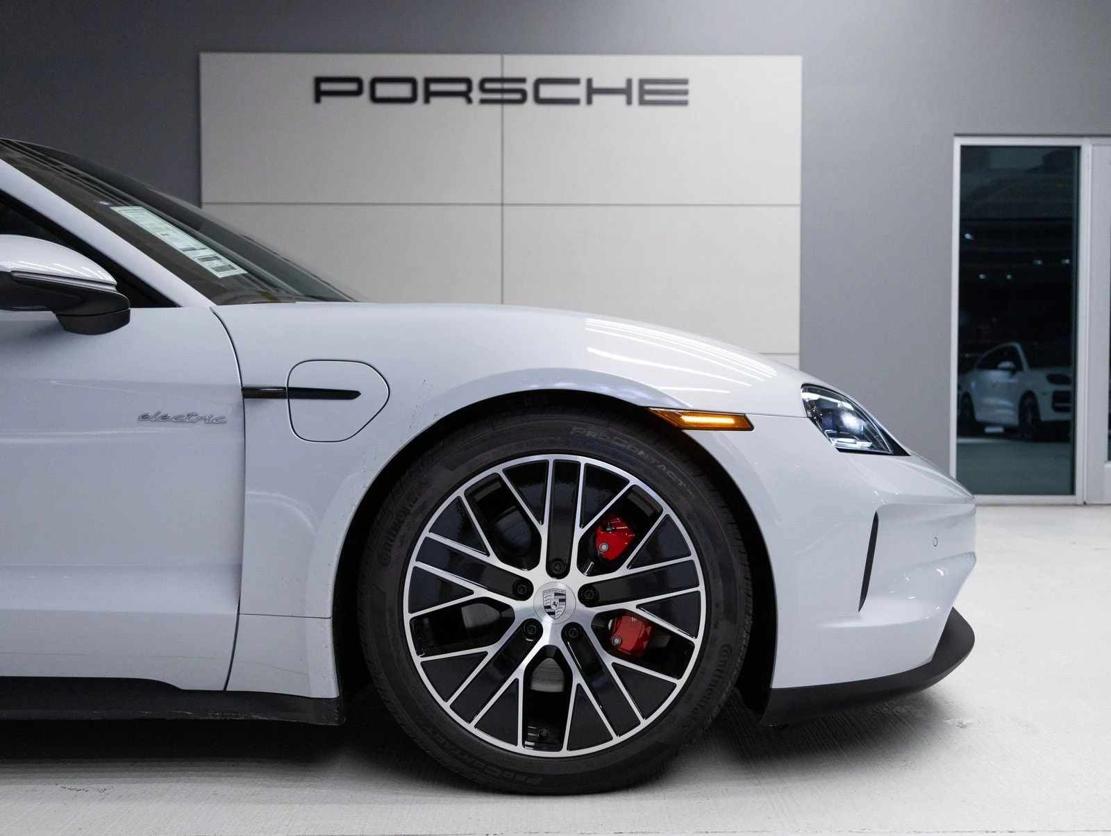 2026 Porsche Taycan 4S (2025 Update), 11/20