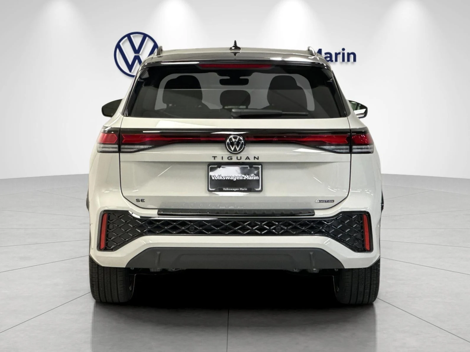 2026 Volkswagen Tiguan SE R-Line Black (3rd Generation North America), 4/20
