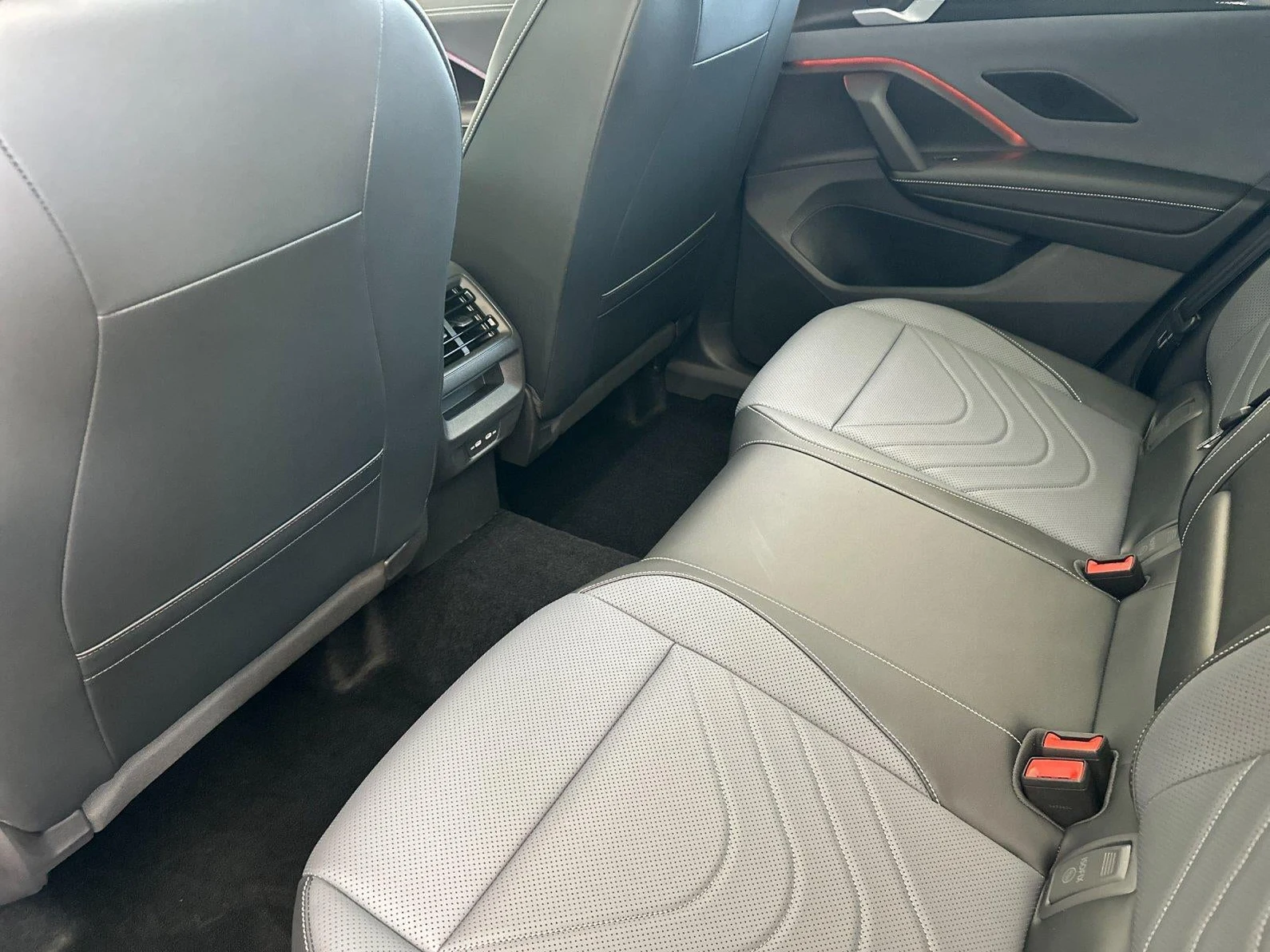 2026 Volkswagen Tiguan SE R-Line Black (3rd Generation North America), 11/20