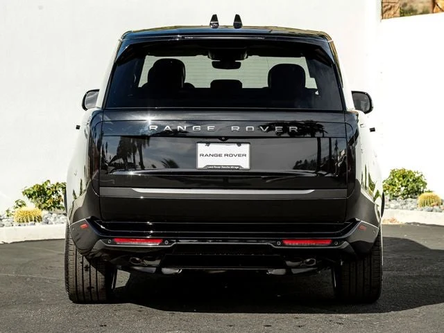 2026 Land Rover Range Rover SE (L460), 8/20