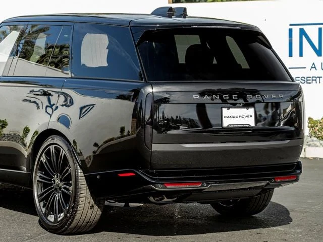 2026 Land Rover Range Rover SE (L460), 10/20