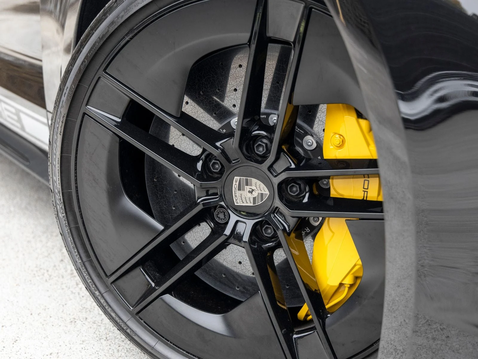 2026 Porsche Taycan Turbo S (2025 Update), 13/20