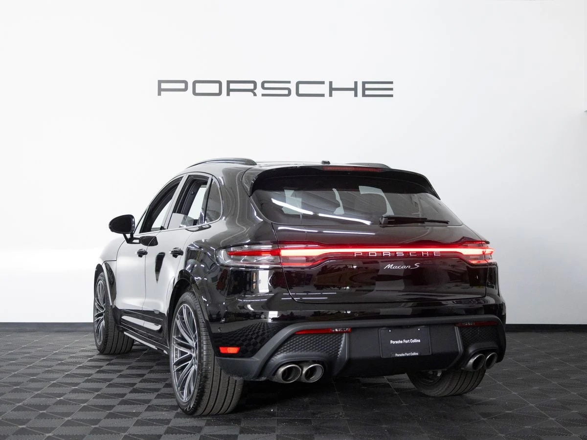 2026 Porsche Macan S (95B), 3/20