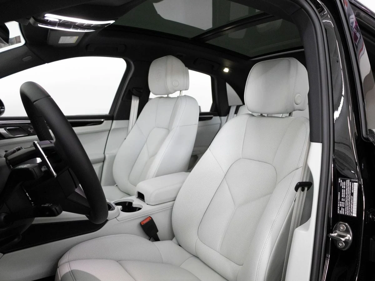 2026 Porsche Macan S (95B), 4/20